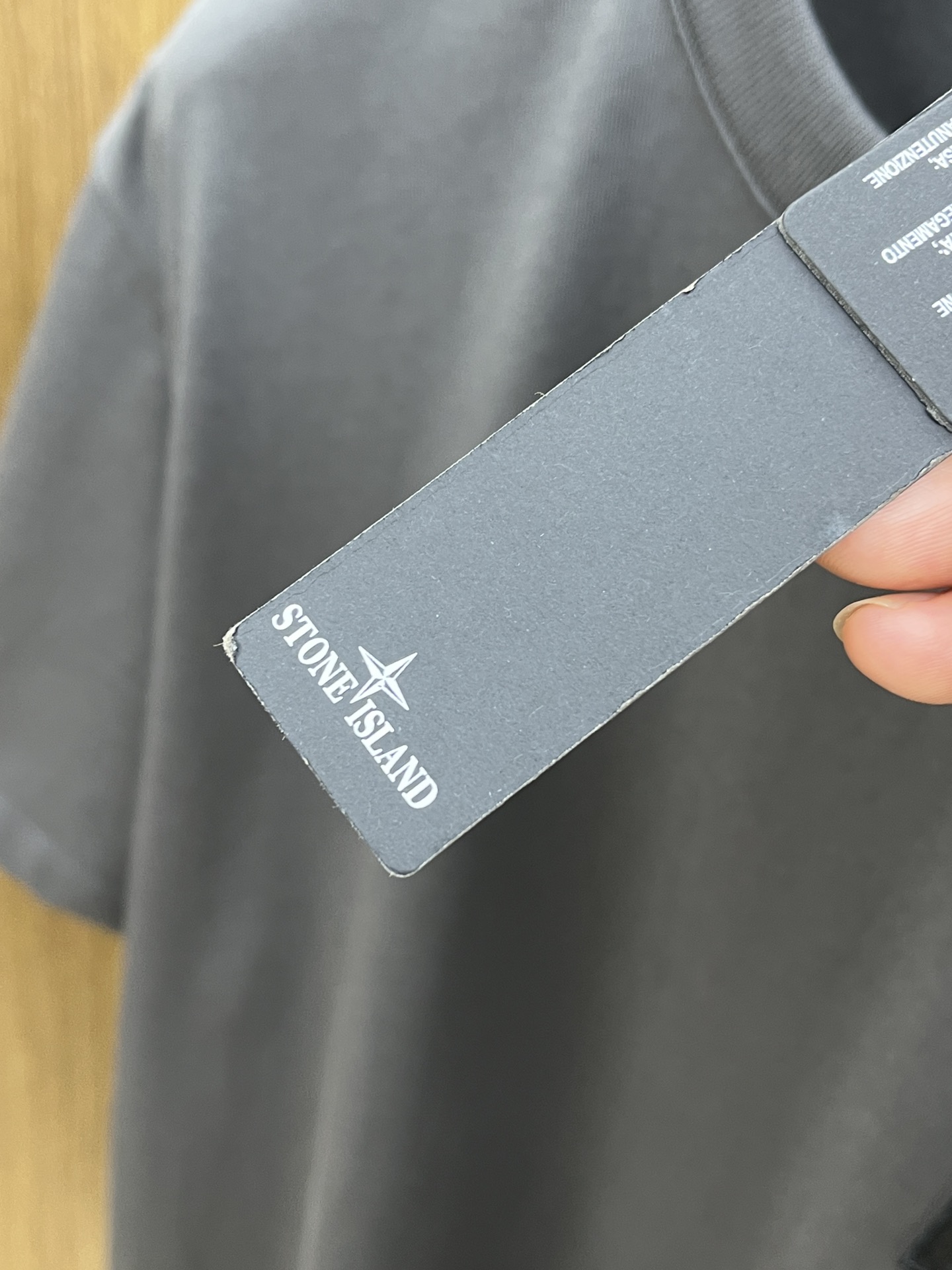 新品 STO🔥🔥春夏新款男女同款👫短袖圆领T恤，极具个性高级风，标志logo印花工艺设计！定制纯棉面料！