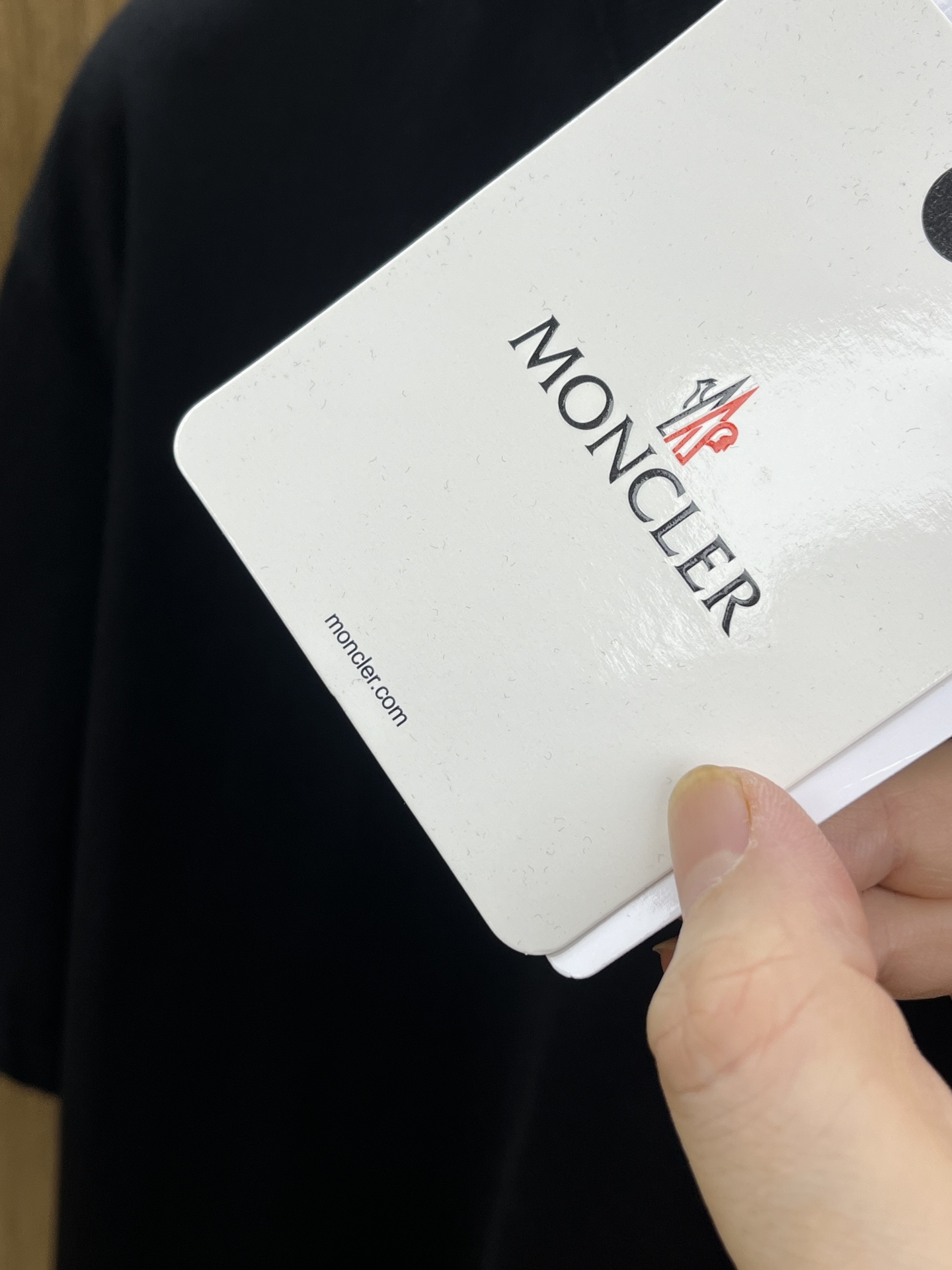 新品 Mon 🔥🔥春夏新款男女同款👫短袖圆领T恤，极具个性高级风，标志logo印花工艺设计！定制纯棉面料