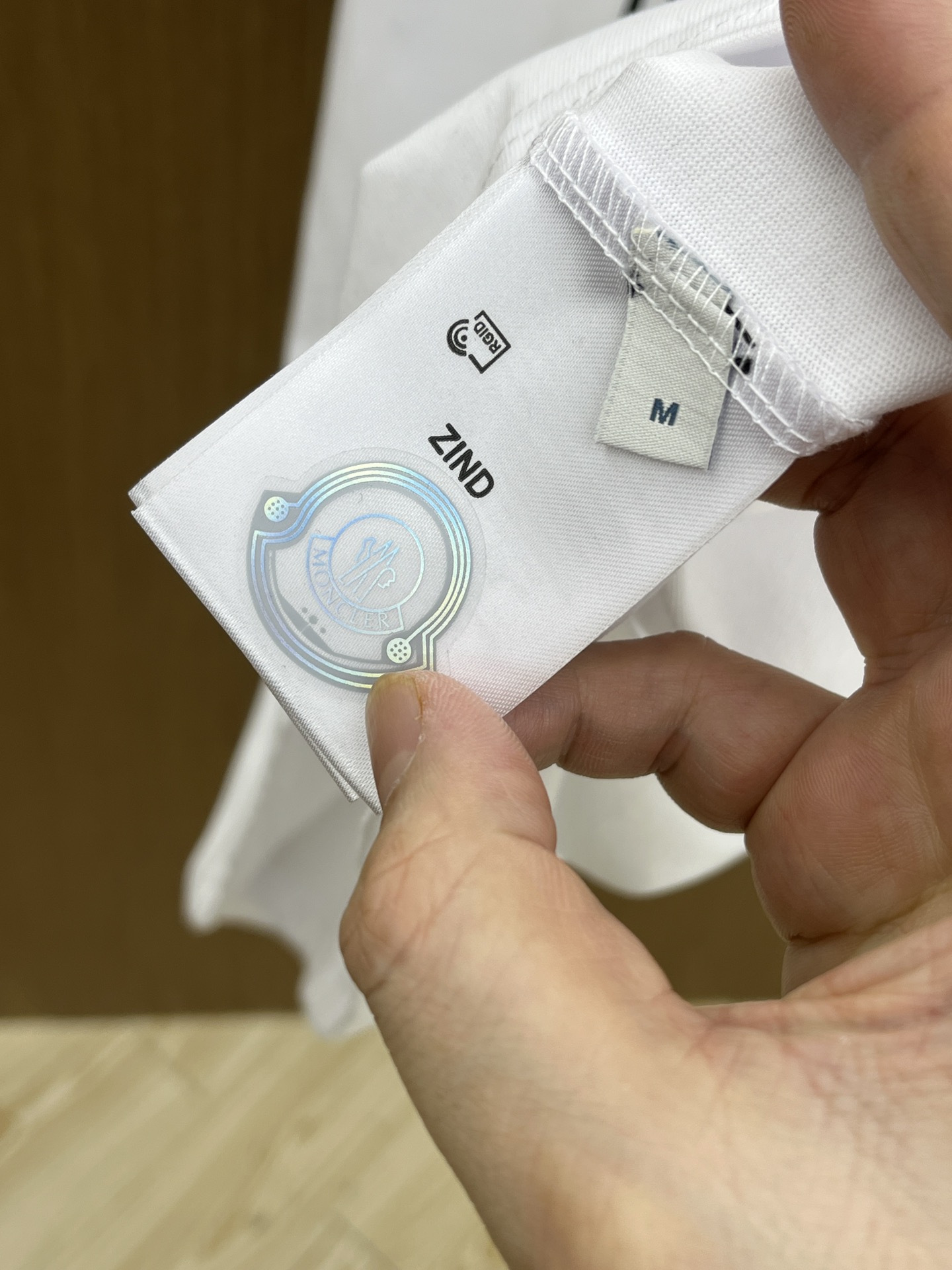 新品 Mon 🔥🔥春夏新款男女同款👫短袖圆领T恤，极具个性高级风，标志logo印花工艺设计！定制纯棉面料