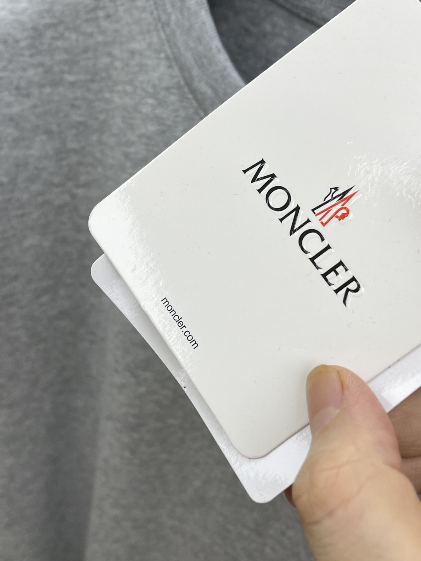 新品 Mon 🔥🔥春夏新款男女同款👫短袖圆领T恤，极具个性高级风，标志logo印花工艺设计！定制纯棉面料