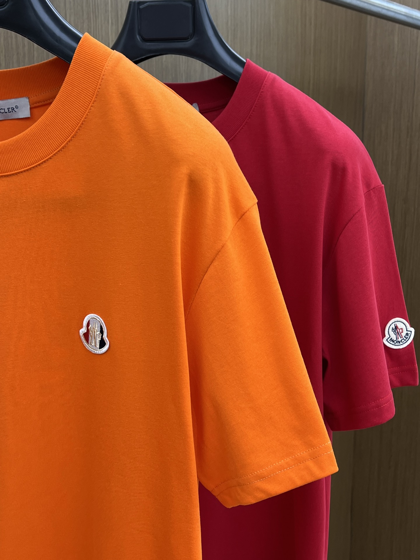 新品 Mon 🔥🔥春夏新款男女同款👫短袖圆领T恤，极具个性高级风，标志logo印花工艺设计！定制纯棉面料