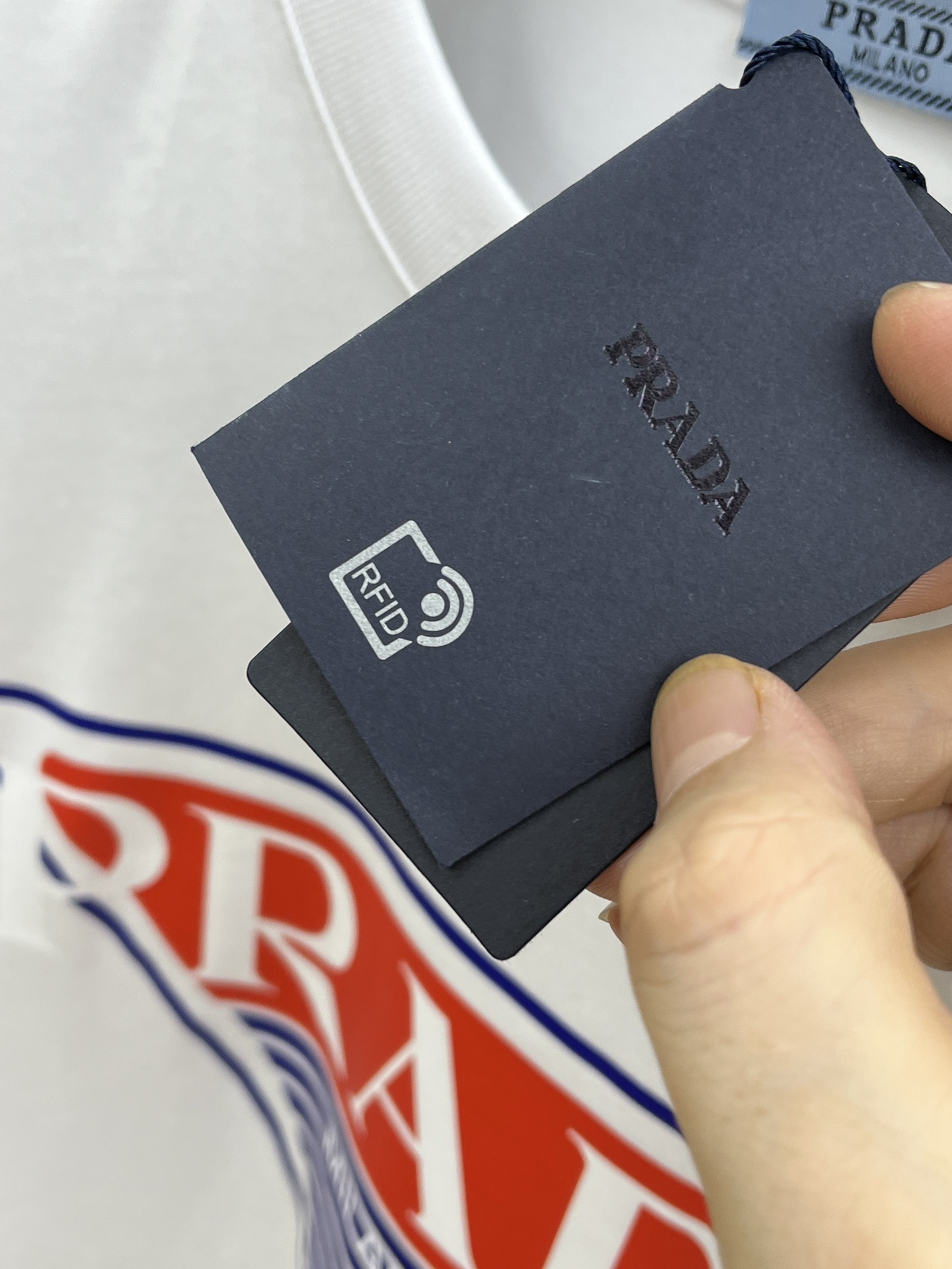 新品 PD 🔥🔥春夏新款男女同款👫短袖圆领T恤，极具个性高级风，标志logo印花工艺设计！定制纯棉面料！