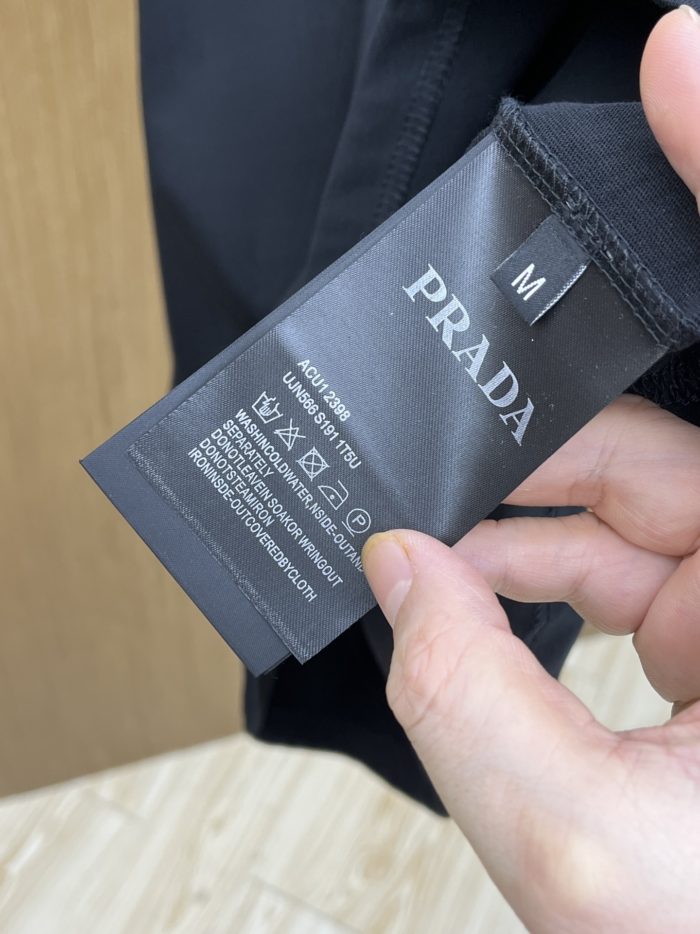 新品 PD 🔥🔥春夏新款男女同款👫短袖圆领T恤，极具个性高级风，标志logo印花工艺设计！定制纯棉面料！