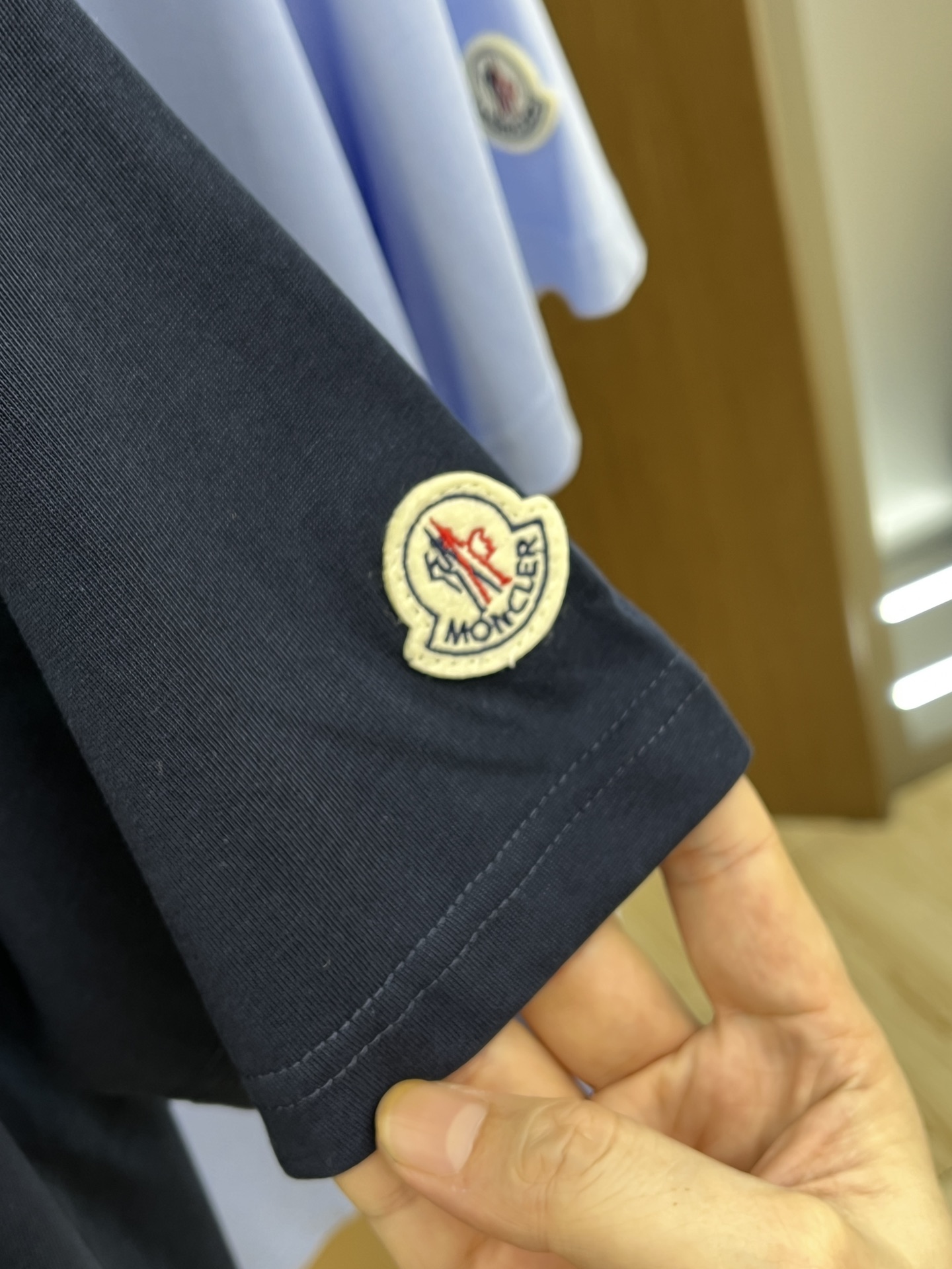 新品 Mon 🔥🔥春夏新款男女同款👫短袖圆领T恤，极具个性高级风，标志logo印花工艺设计！定制纯棉面料