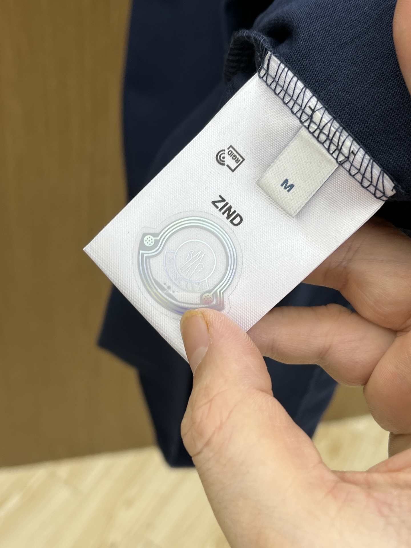 新品 Mon 🔥🔥春夏新款男女同款👫短袖圆领T恤，极具个性高级风，标志logo印花工艺设计！定制纯棉面料