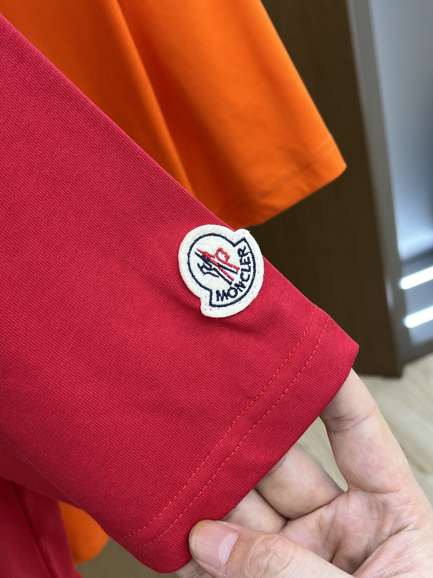 新品 Mon 🔥🔥春夏新款男女同款👫短袖圆领T恤，极具个性高级风，标志logo印花工艺设计！定制纯棉面料