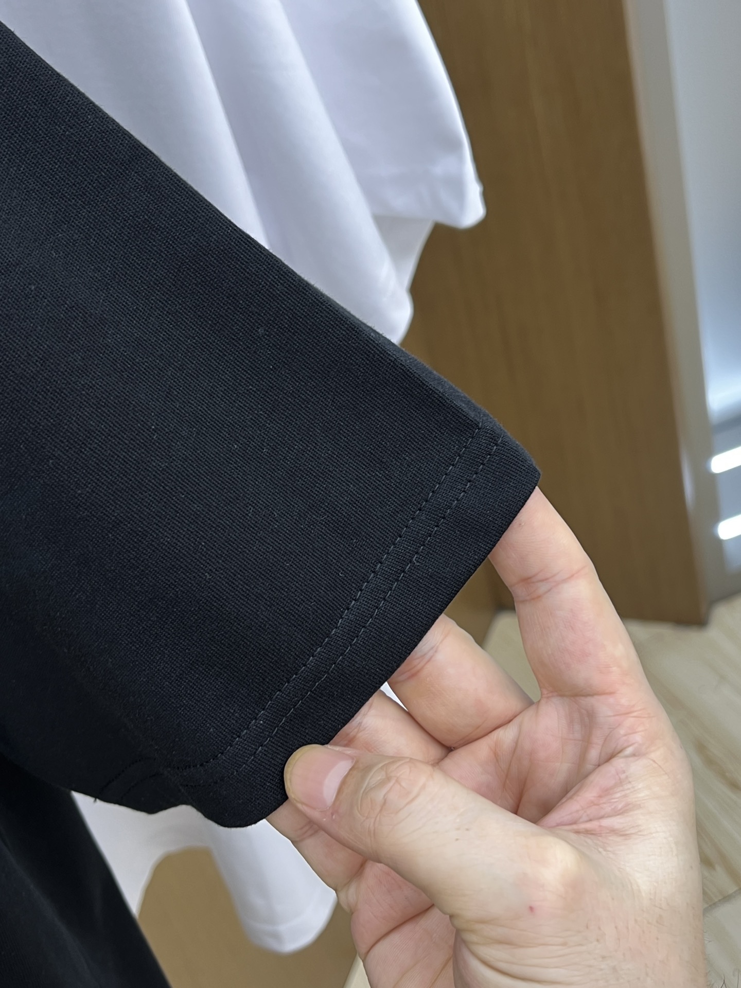 新品 CD 🔥🔥春夏新款男女同款👫短袖圆领T恤，极具个性高级风，标志logo印花工艺设计！定制纯棉面料！