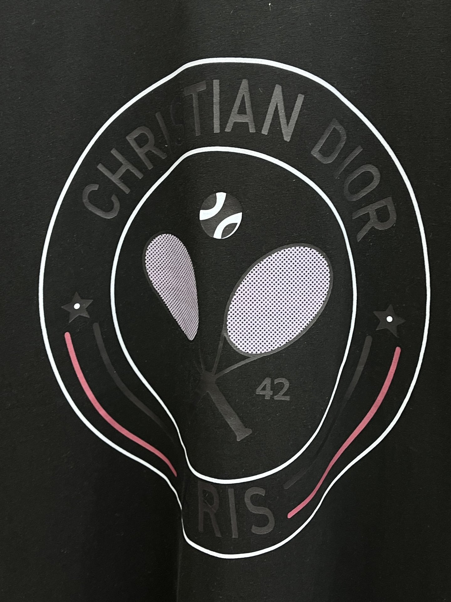 新品 CD 🔥🔥春夏新款男女同款👫短袖圆领T恤，极具个性高级风，标志logo印花工艺设计！定制纯棉面料！