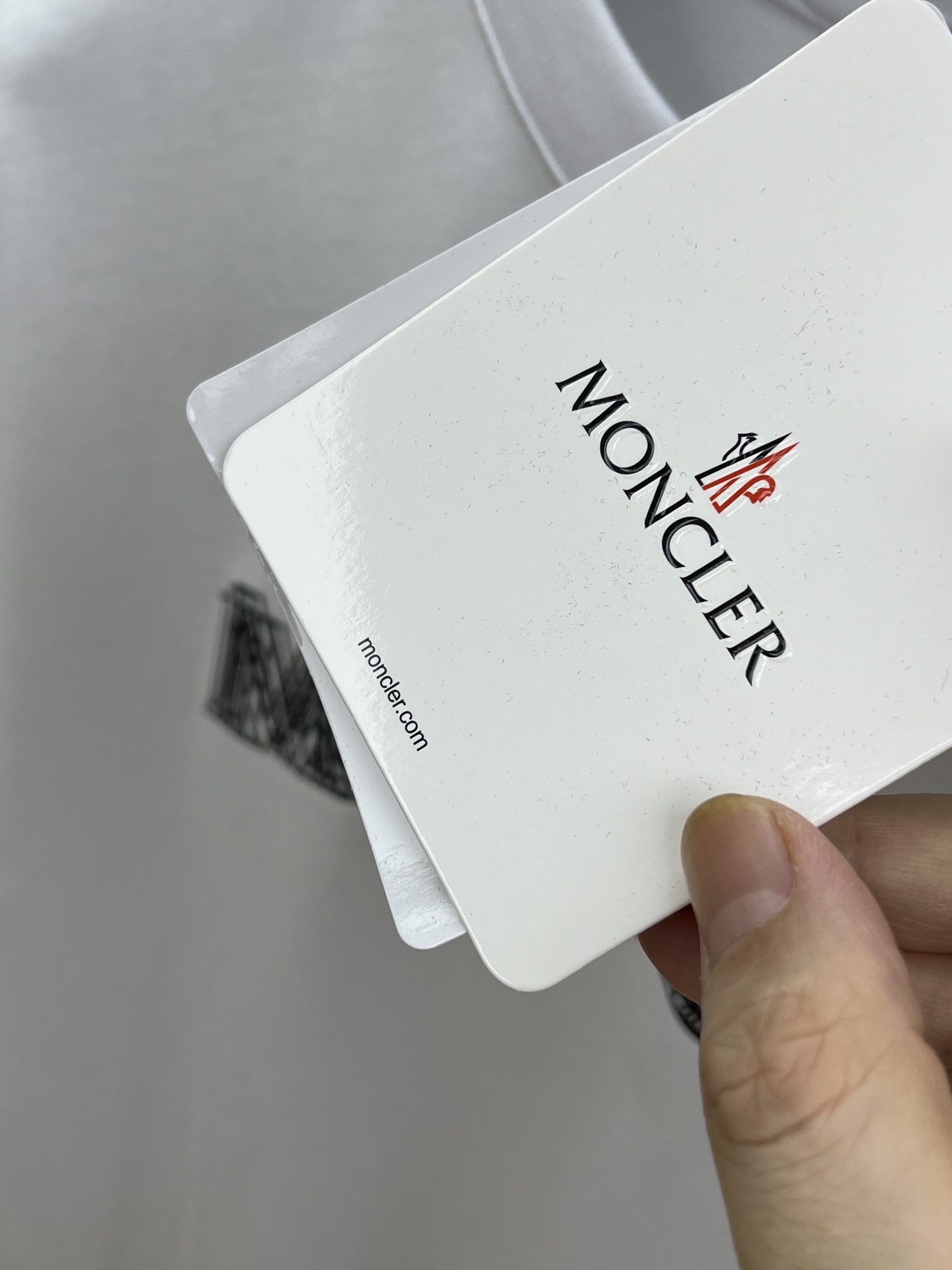 新品 Mon 🔥🔥春夏新款男女同款👫短袖圆领T恤，极具个性高级风，标志logo印花工艺设计！定制纯棉面料