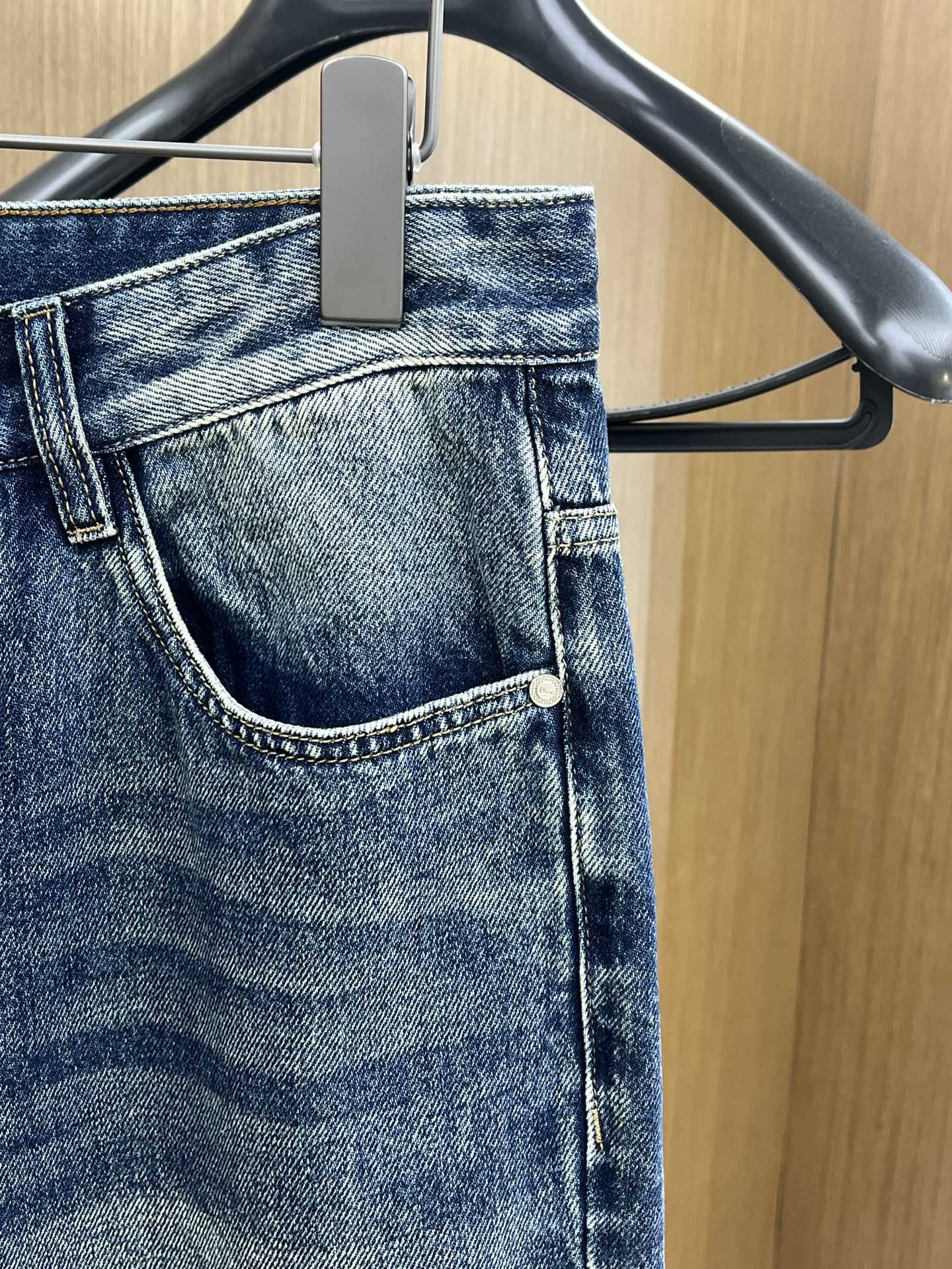 新品 CD 🔥🔥高端定制、2025早春最新款牛仔裤 柜台同步发售 原版定制复刻 客供五金辅料 原单品质 