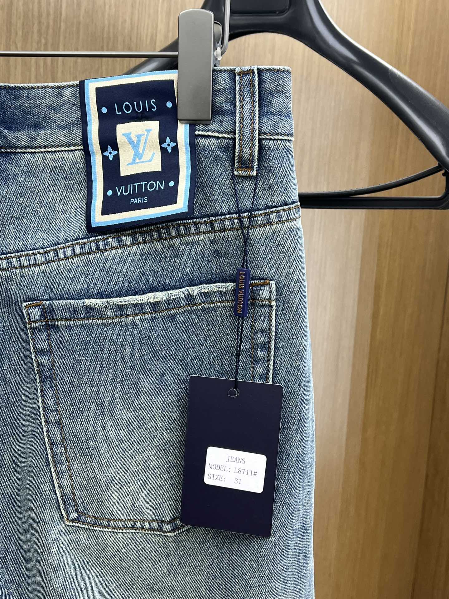 新品 LV 🔥🔥高端定制、2025早春最新款牛仔裤 柜台同步发售 原版定制复刻 客供五金辅料 原单品质 