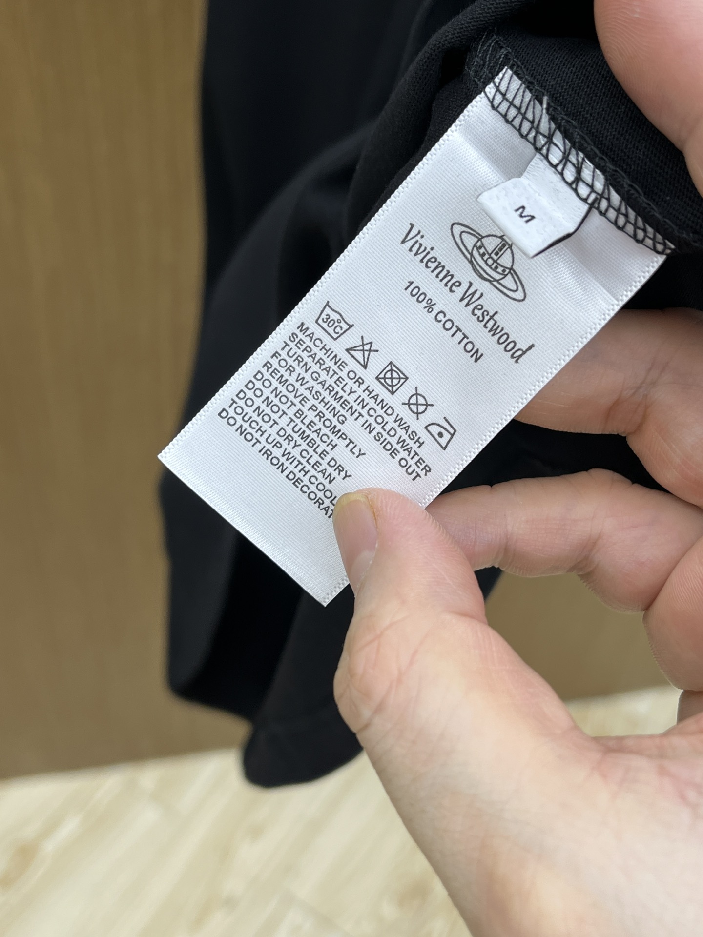 新品 VW 🔥🔥春夏新款男女同款👫短袖圆领T恤，极具个性高级风，标志logo印花工艺设计！定制纯棉面料！