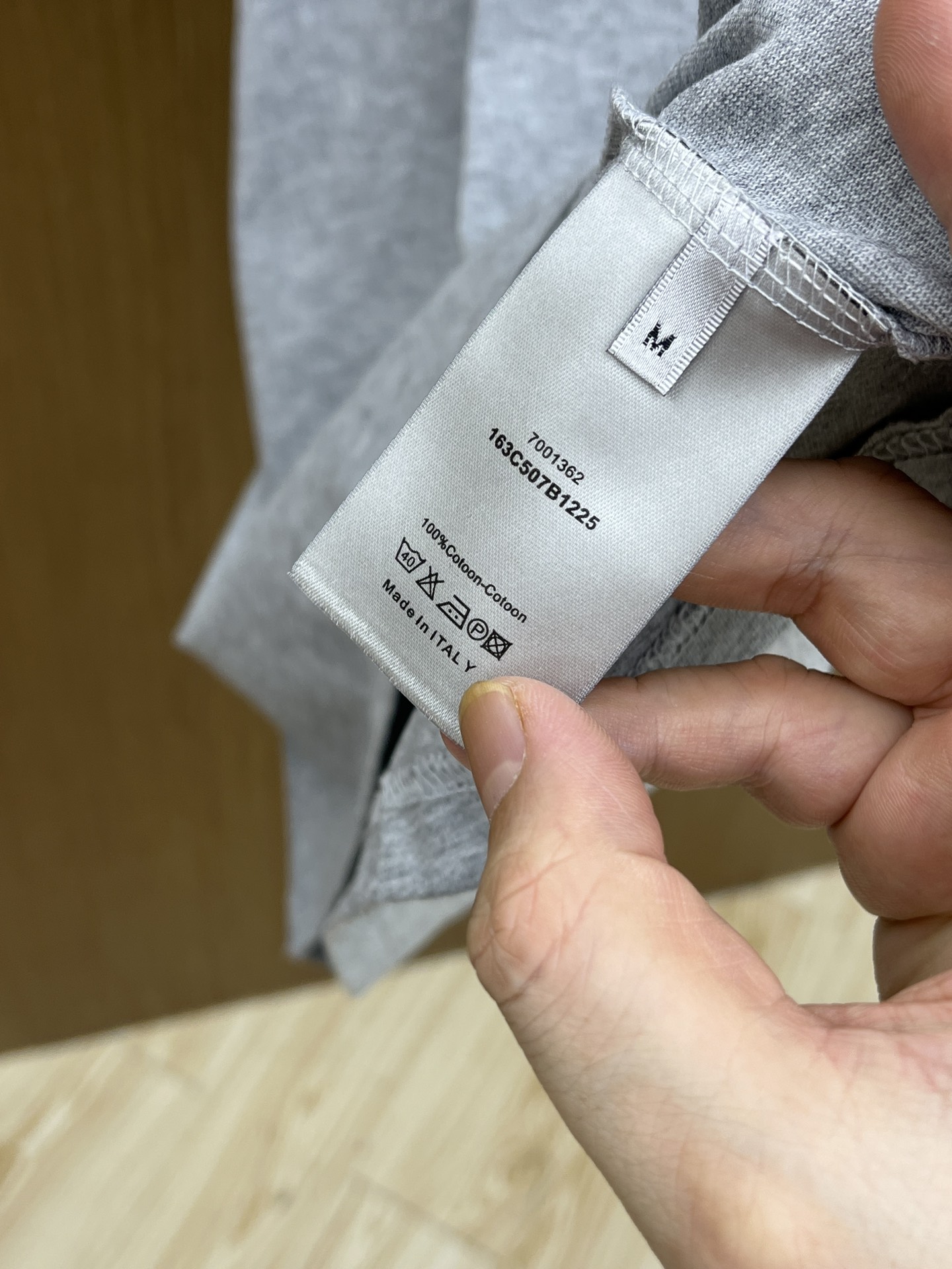 新品 CD 🔥🔥春夏新款男女同款👫短袖圆领T恤，极具个性高级风，标志logo印花工艺设计！定制纯棉面料！