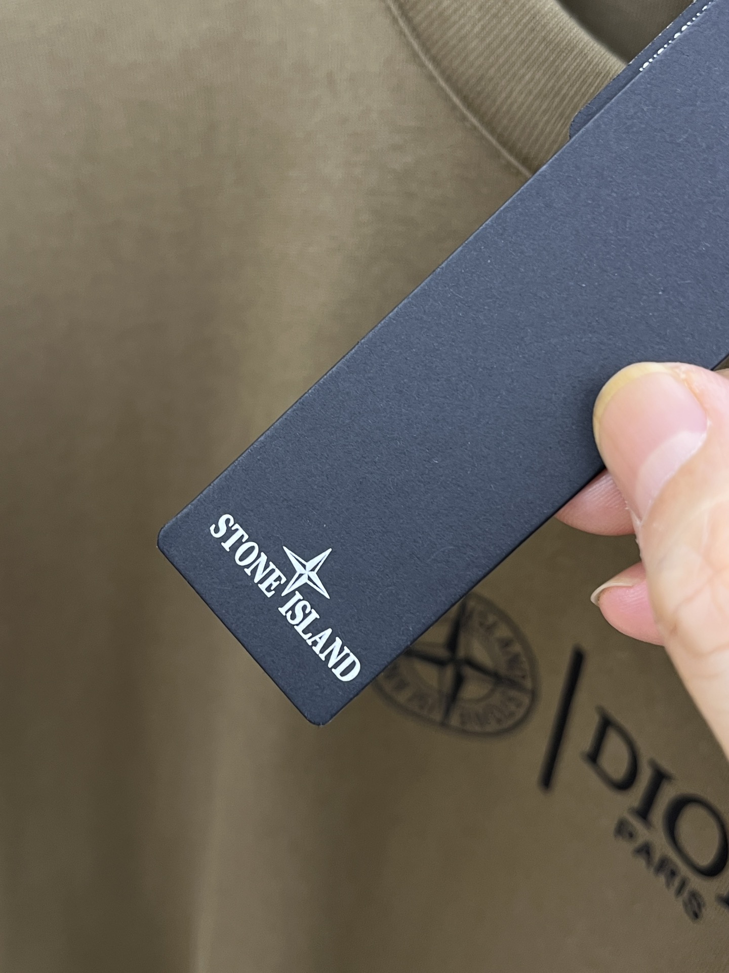 新品 CD 🔥🔥春夏新款男女同款👫短袖圆领T恤，极具个性高级风，标志logo印花工艺设计！定制纯棉面料！