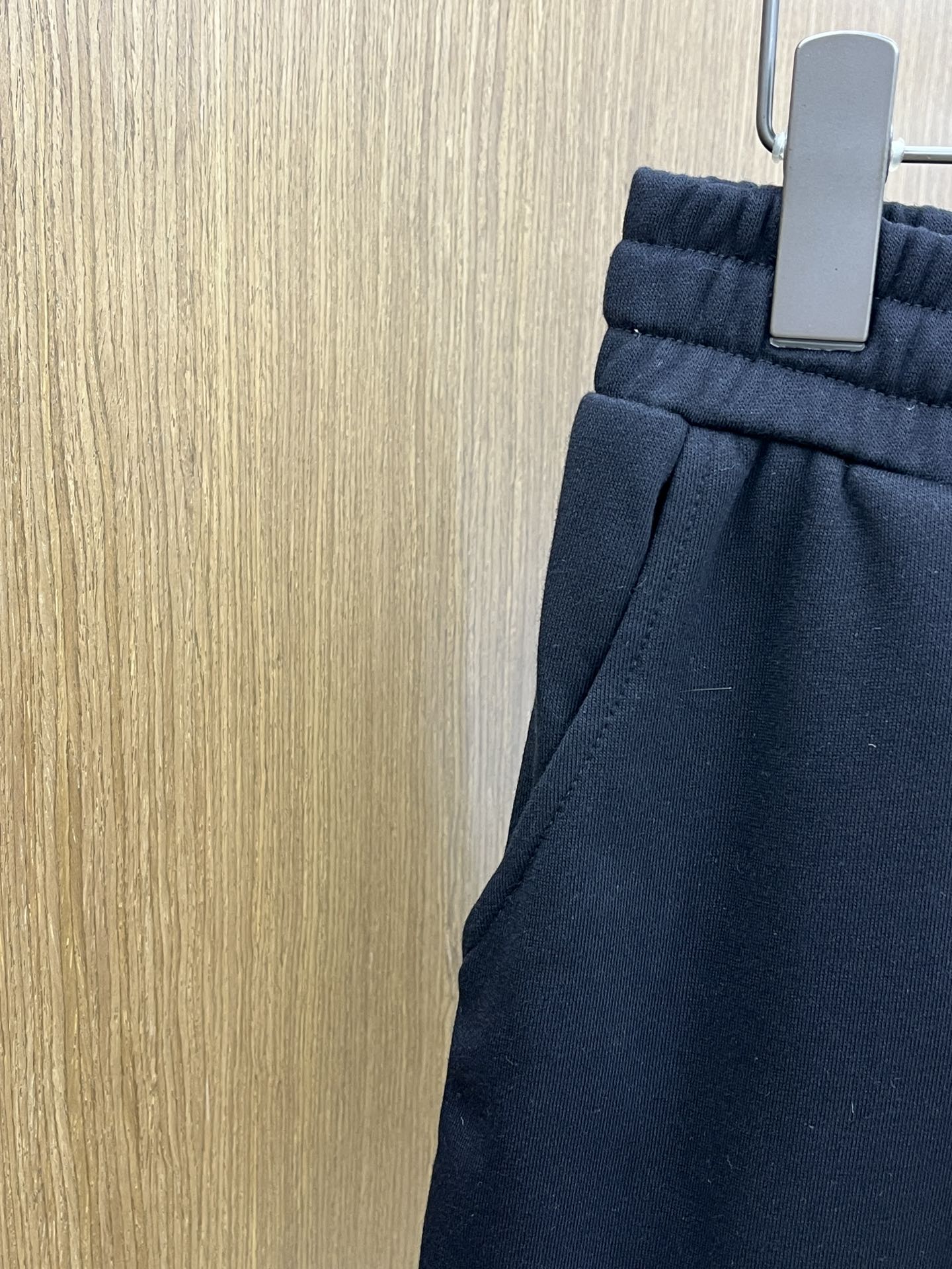 新品 Mon 🔥🔥新款休闲短裤～定制卫衣毛圈棉面料，柔软舒适亲肤感极佳，吸汗透气！品牌标志性刺绣LOGO