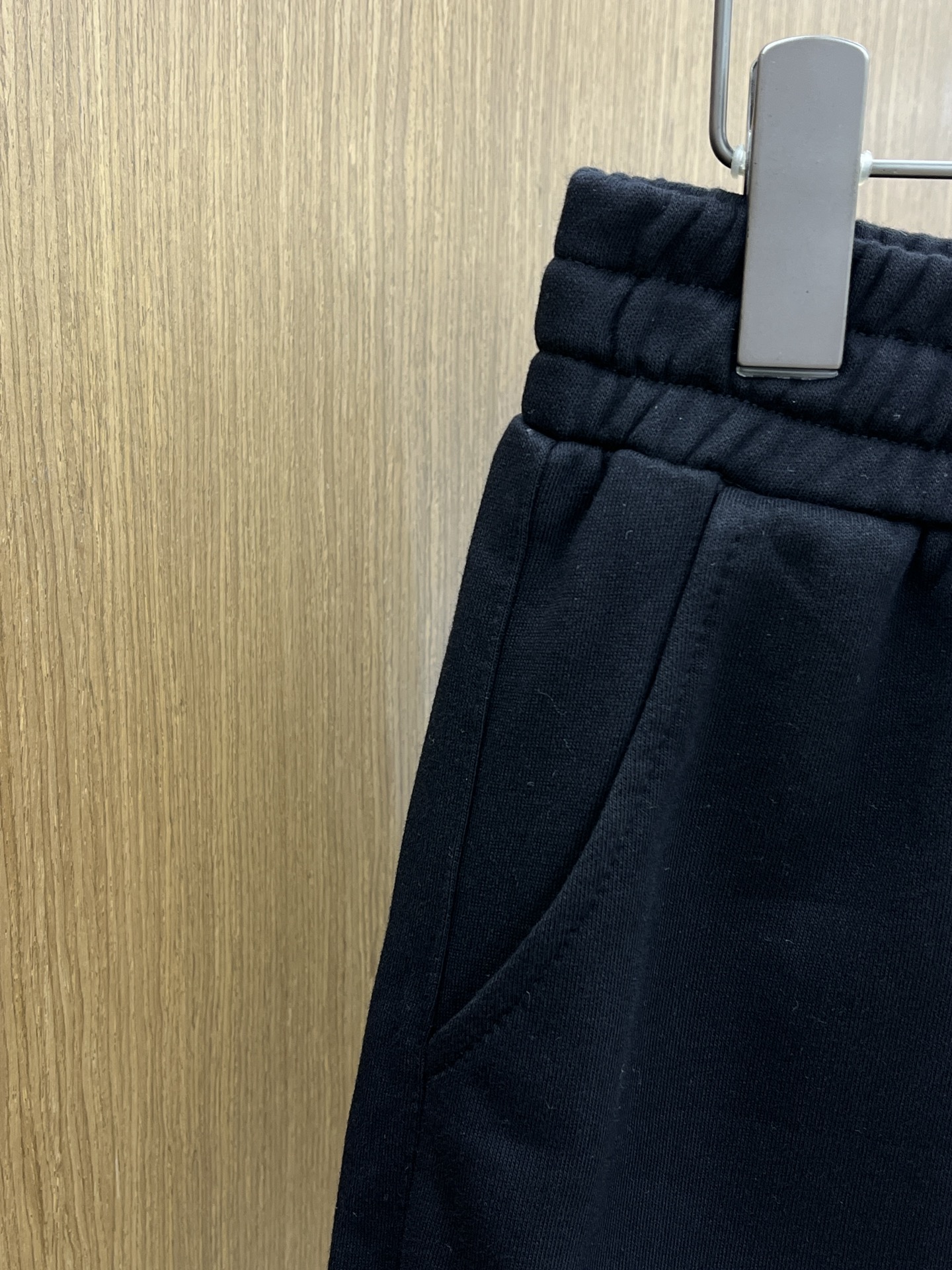 新品 Mon 🔥🔥新款休闲短裤～定制卫衣毛圈棉面料，柔软舒适亲肤感极佳，吸汗透气！品牌标志性刺绣LOGO