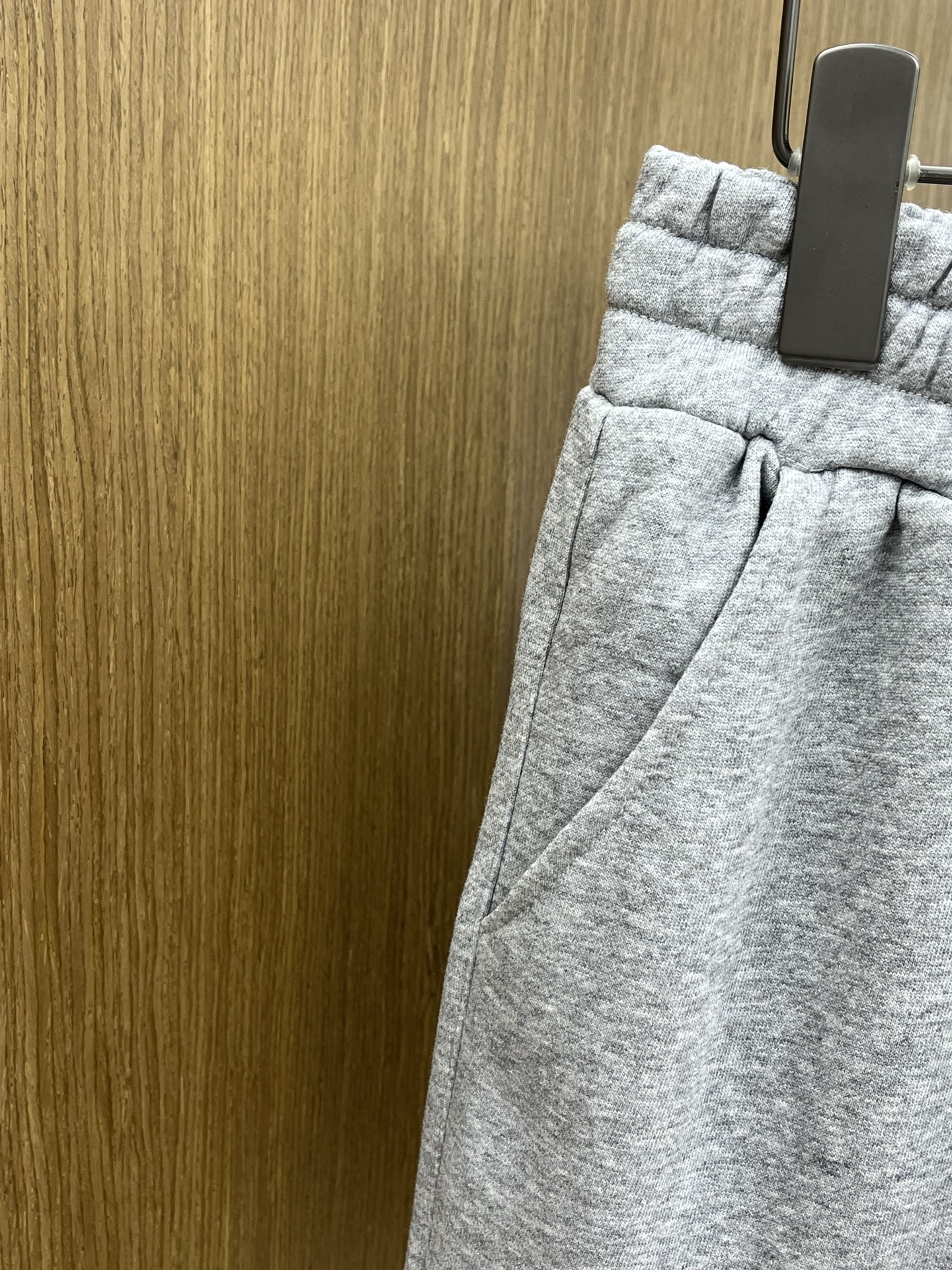 新品 Mon 🔥🔥新款休闲短裤～定制卫衣毛圈棉面料，柔软舒适亲肤感极佳，吸汗透气！品牌标志性刺绣LOGO