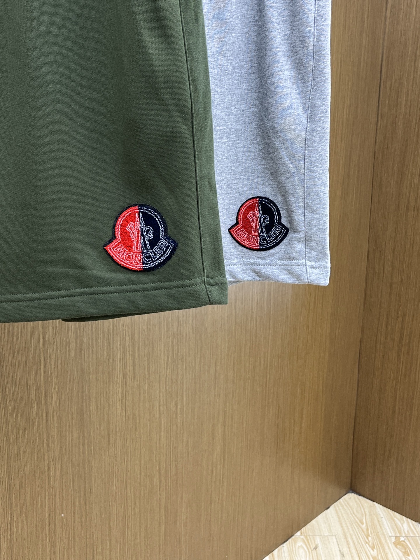 新品 Mon 🔥🔥新款休闲短裤～定制卫衣毛圈棉面料，柔软舒适亲肤感极佳，吸汗透气！品牌标志性刺绣LOGO