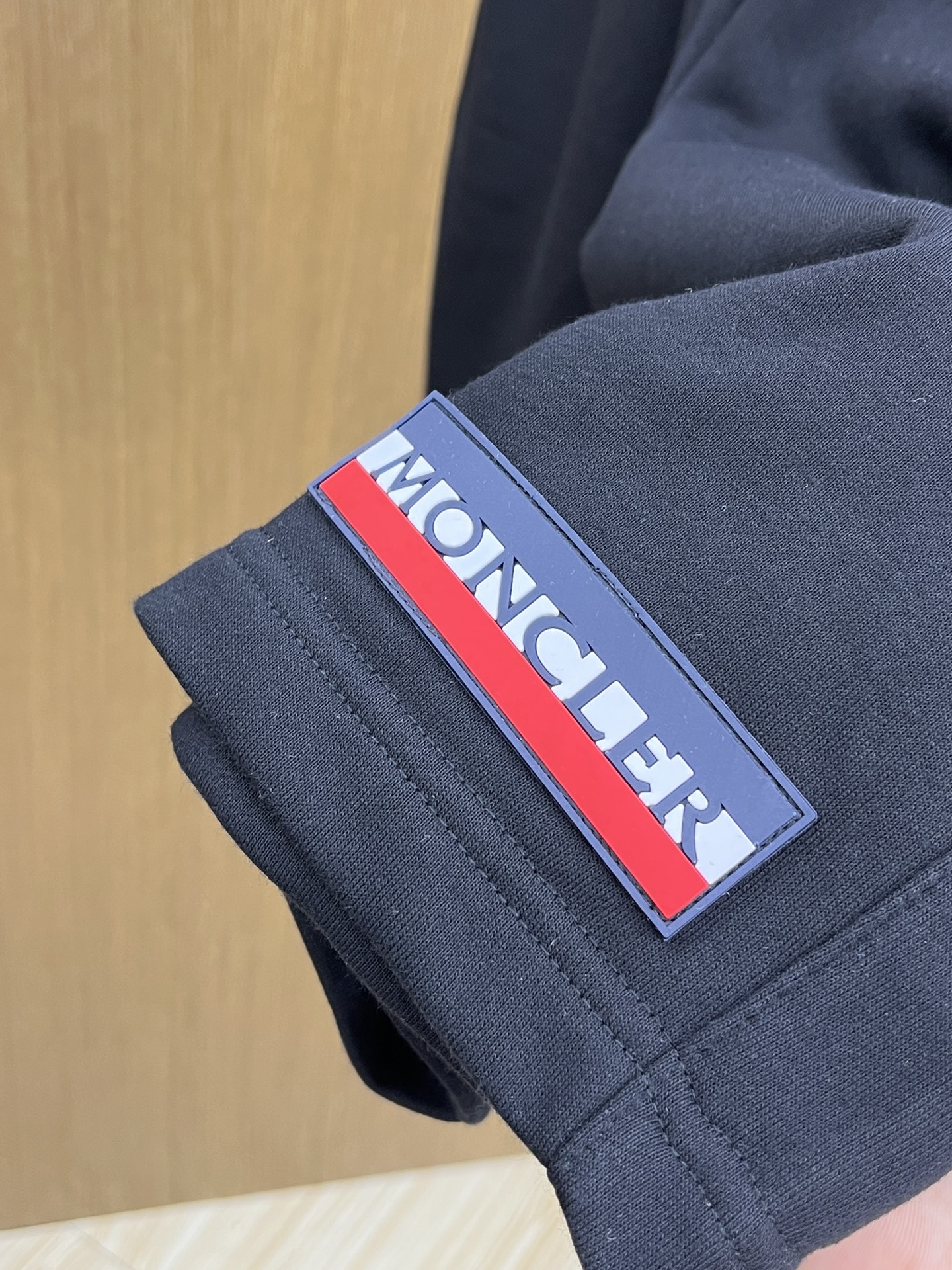 新品 Mon 🔥🔥新款休闲短裤～定制卫衣毛圈棉面料，柔软舒适亲肤感极佳，吸汗透气！品牌标志性刺绣LOGO