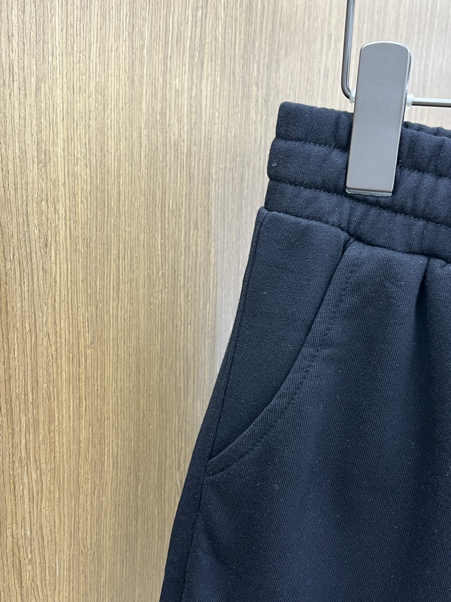 新品 Mon 🔥🔥新款休闲短裤～定制卫衣毛圈棉面料，柔软舒适亲肤感极佳，吸汗透气！品牌标志性刺绣LOGO