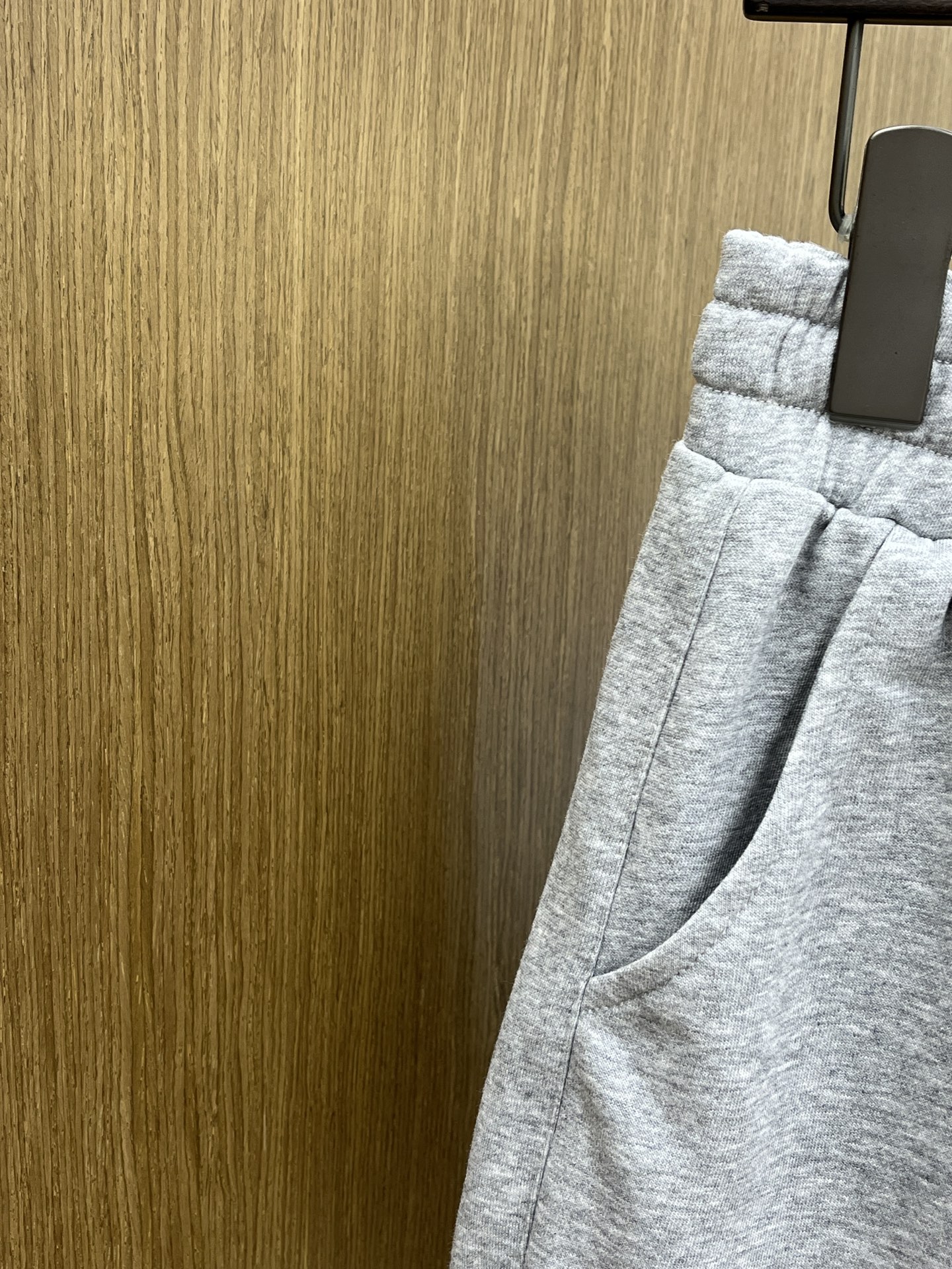 新品 Mon 🔥🔥新款休闲短裤～定制卫衣毛圈棉面料，柔软舒适亲肤感极佳，吸汗透气！品牌标志性刺绣LOGO