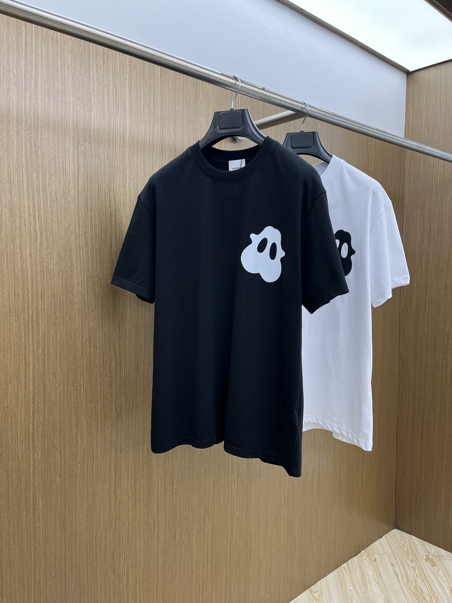 新品 BBR 🔥🔥春夏新款男女同款👫短袖圆领T恤，极具个性高级风，标志logo印花工艺设计！定制纯棉面料