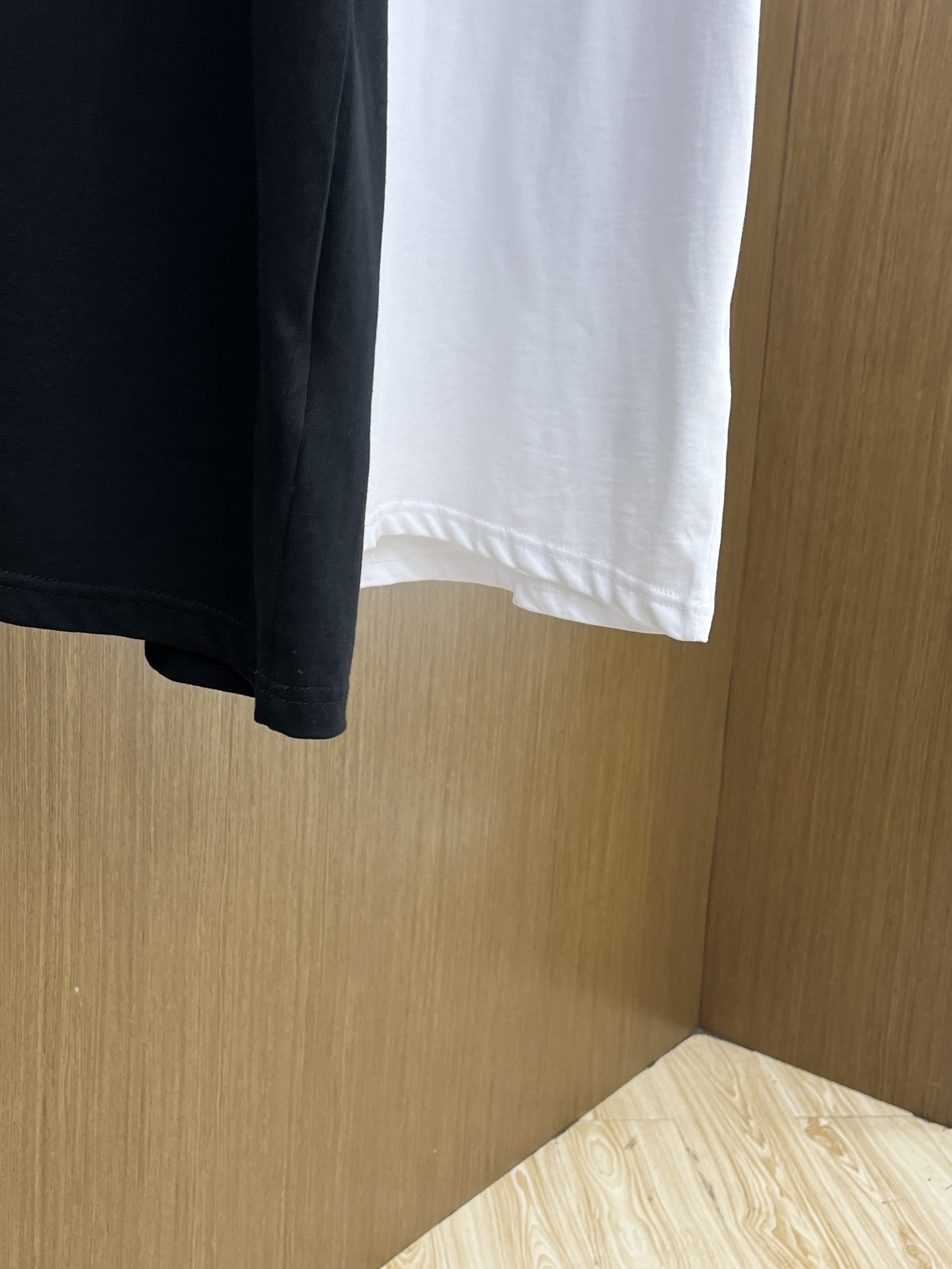 新品 BBR 🔥🔥春夏新款男女同款👫短袖圆领T恤，极具个性高级风，标志logo印花工艺设计！定制纯棉面料