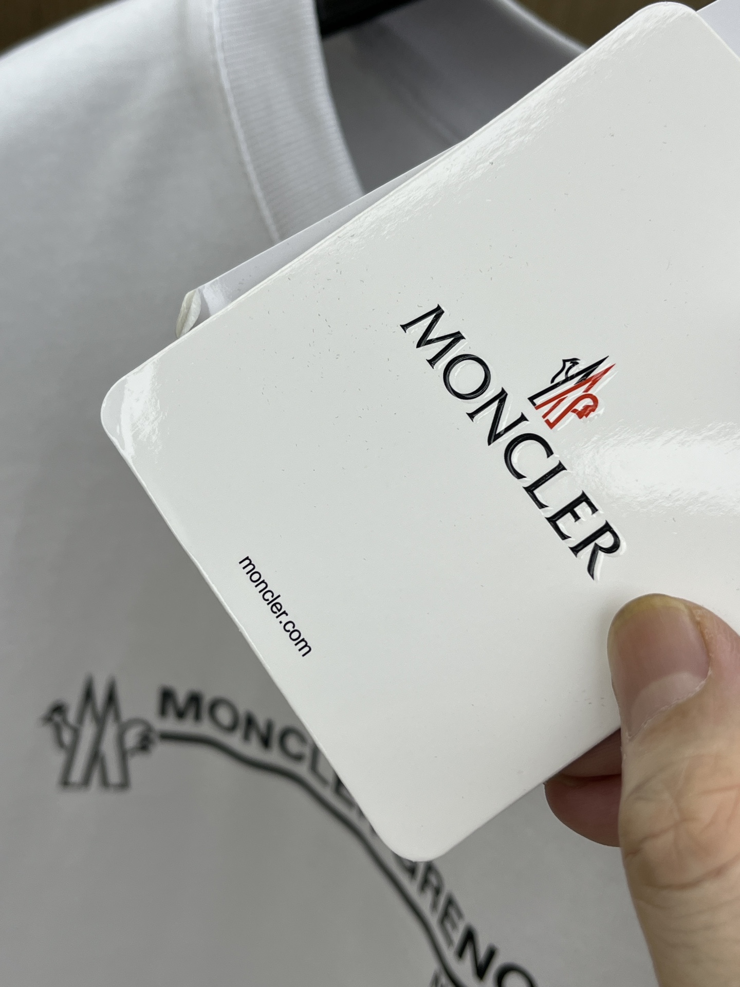 新品 Mon 🔥🔥春夏新款男女同款👫短袖圆领T恤，极具个性高级风，标志logo印花工艺设计！定制纯棉面料