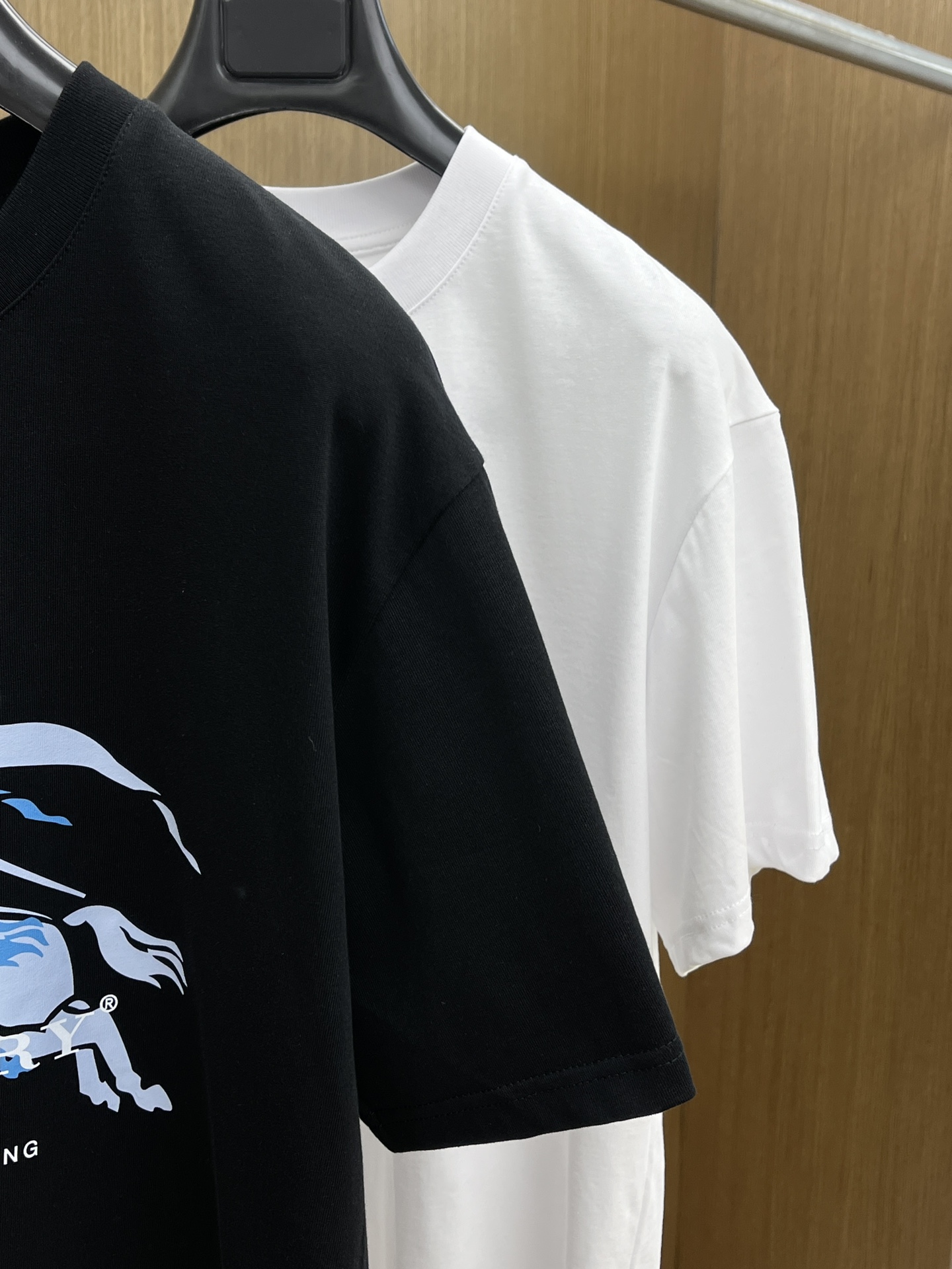 新品 BBR 🔥🔥春夏新款男女同款👫短袖圆领T恤，极具个性高级风，标志logo印花工艺设计！定制纯棉面料