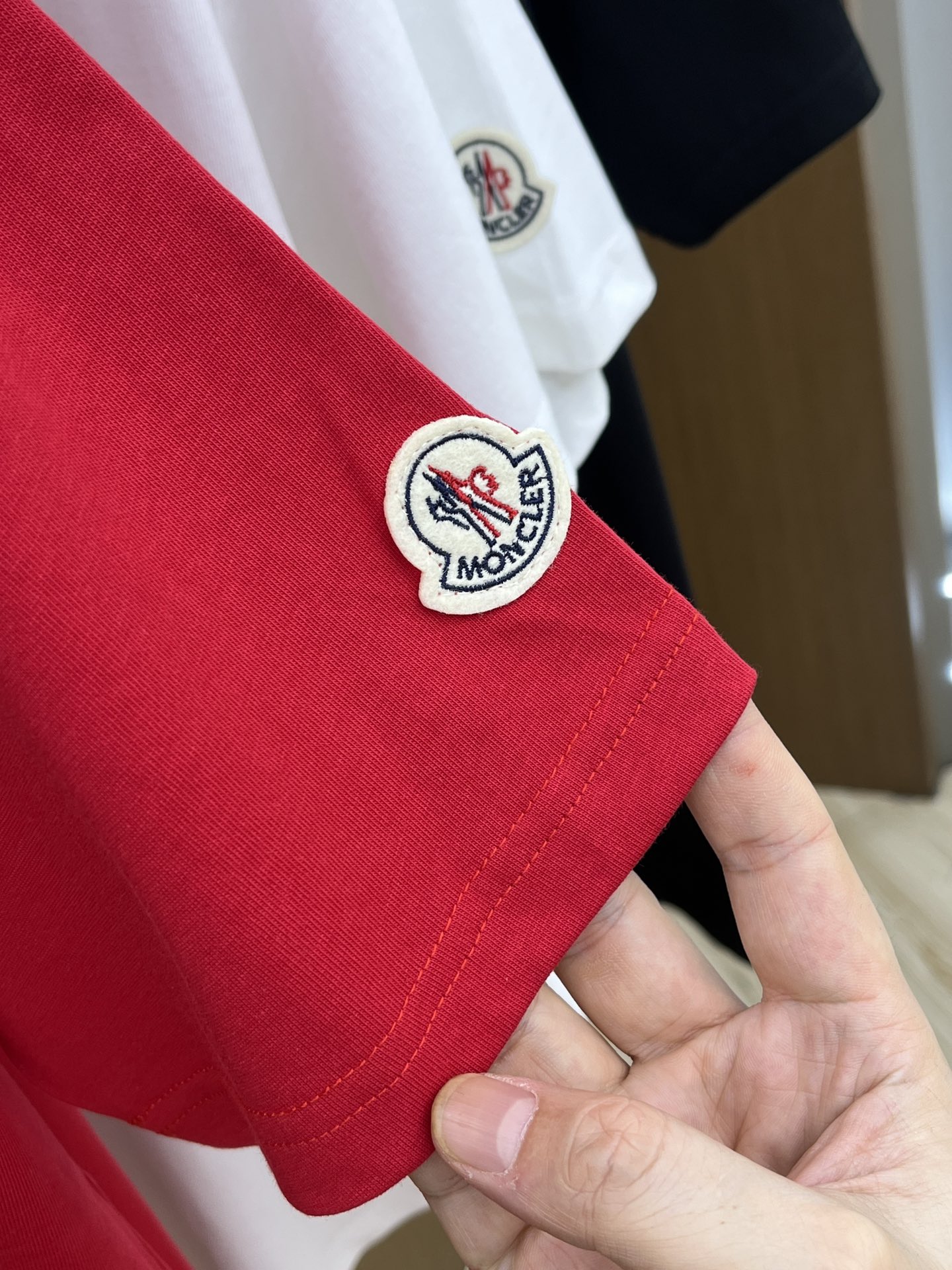 新品 Mon 🔥🔥春夏新款男女同款👫短袖圆领T恤，极具个性高级风，标志logo印花工艺设计！定制纯棉面料