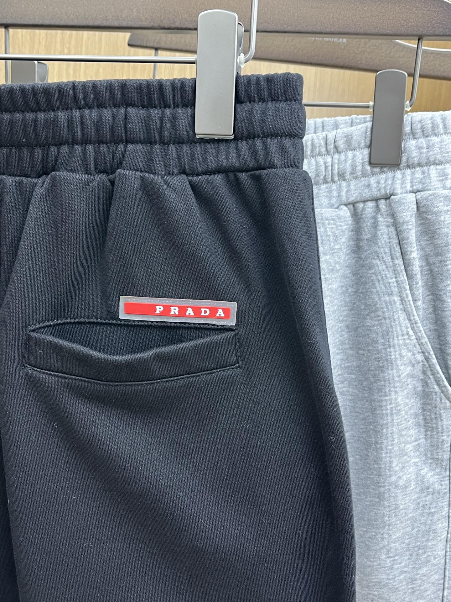 新品 PD 🔥🔥新款休闲短裤～定制卫衣毛圈棉面料，柔软舒适亲肤感极佳，吸汗透气！品牌标志性刺绣LOGO，