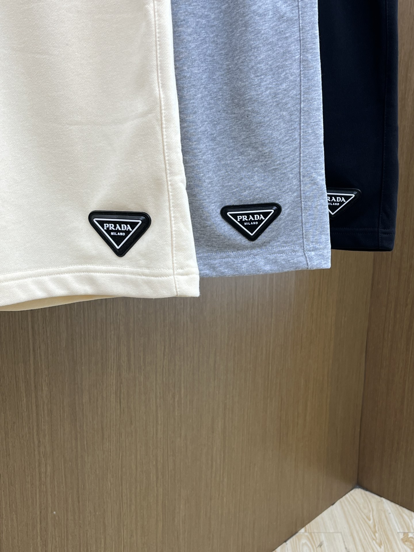 新品 PD 🔥🔥新款休闲短裤～定制卫衣毛圈棉面料，柔软舒适亲肤感极佳，吸汗透气！品牌标志性刺绣LOGO，