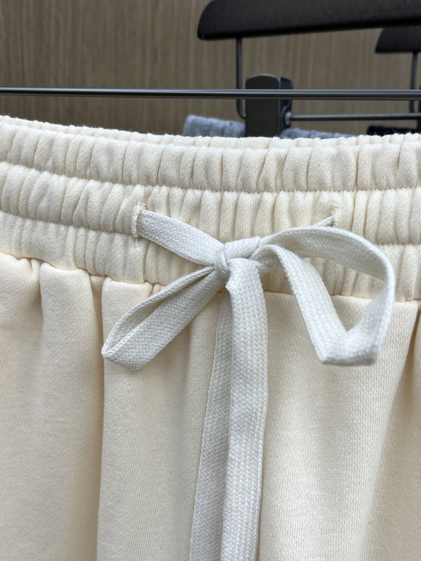 新品 PD 🔥🔥新款休闲短裤～定制卫衣毛圈棉面料，柔软舒适亲肤感极佳，吸汗透气！品牌标志性刺绣LOGO，