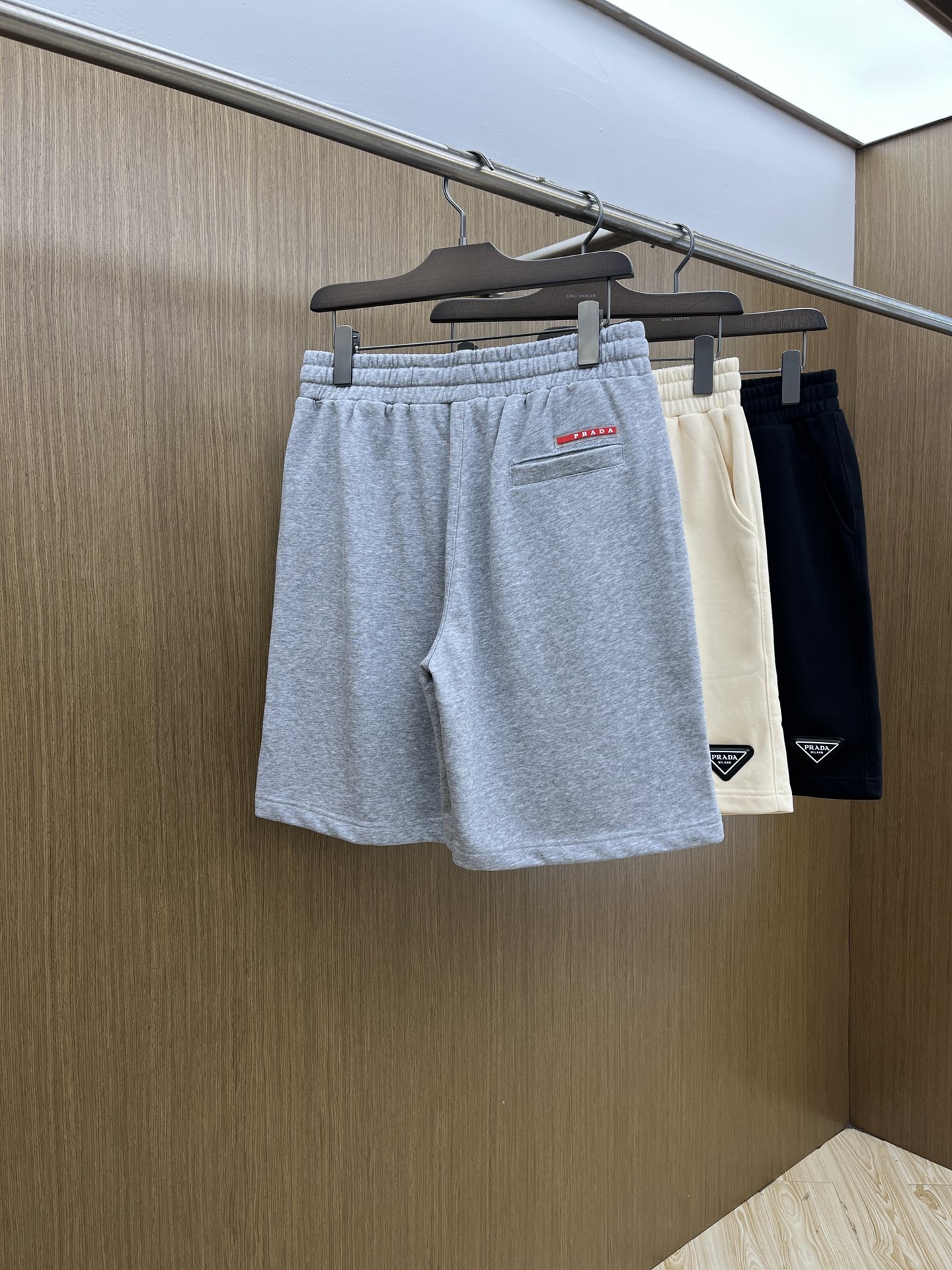 新品 PD 🔥🔥新款休闲短裤～定制卫衣毛圈棉面料，柔软舒适亲肤感极佳，吸汗透气！品牌标志性刺绣LOGO，