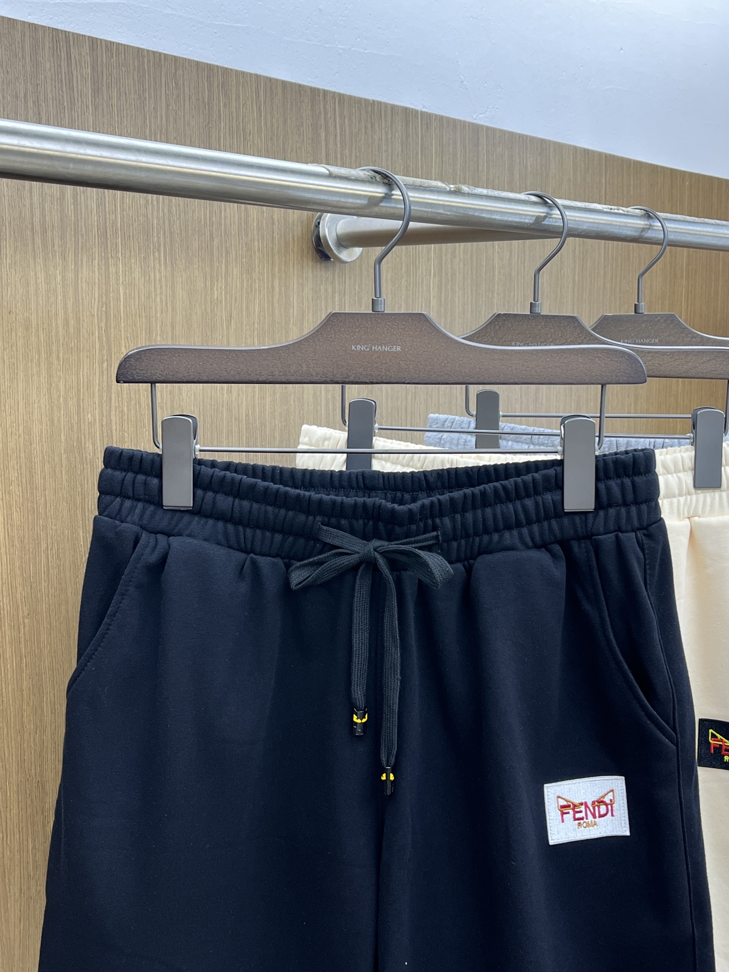 新品 FD 🔥🔥新款休闲短裤～定制卫衣毛圈棉面料，柔软舒适亲肤感极佳，吸汗透气！品牌标志性刺绣LOGO，