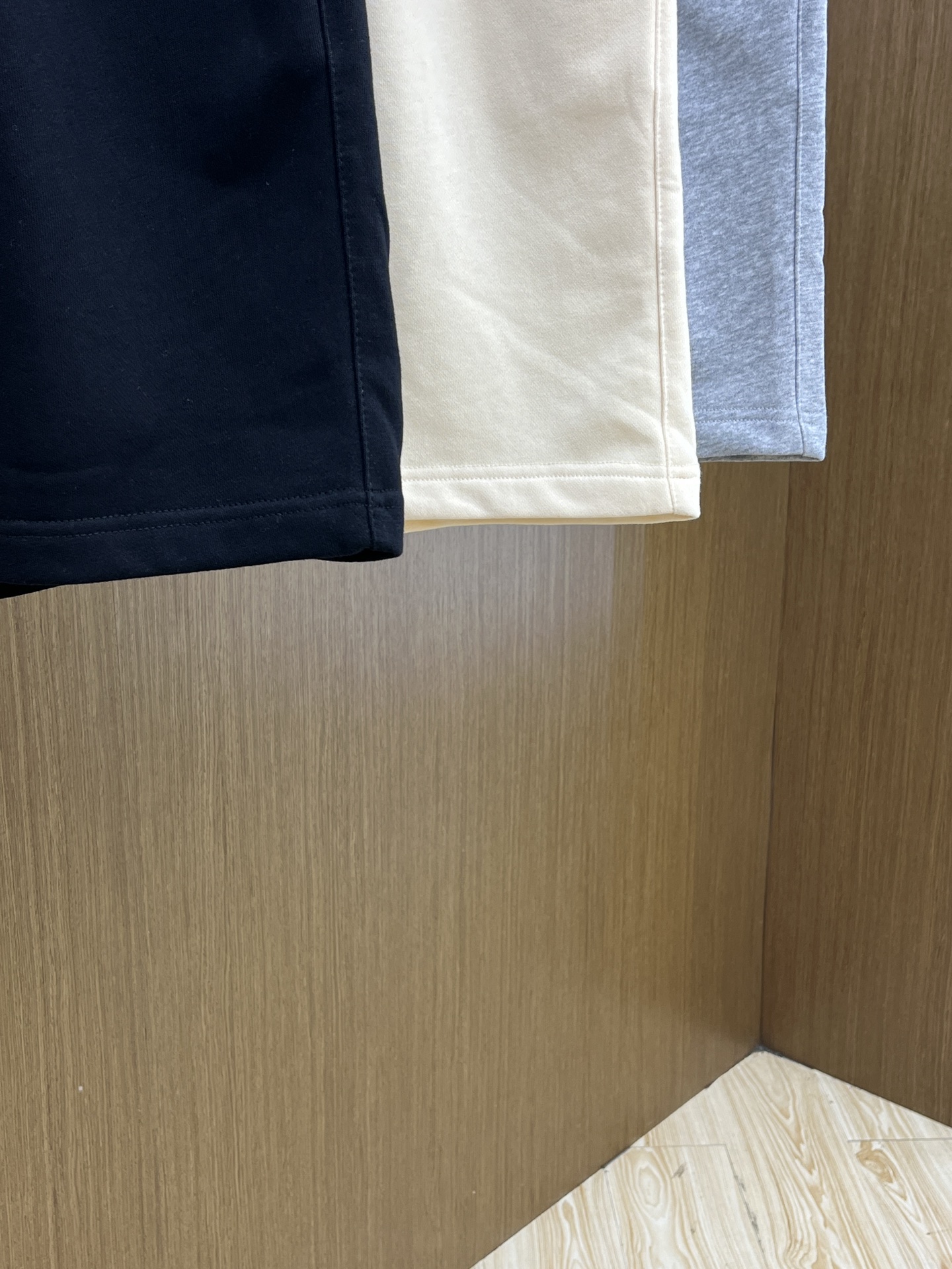 新品 FD 🔥🔥新款休闲短裤～定制卫衣毛圈棉面料，柔软舒适亲肤感极佳，吸汗透气！品牌标志性刺绣LOGO，