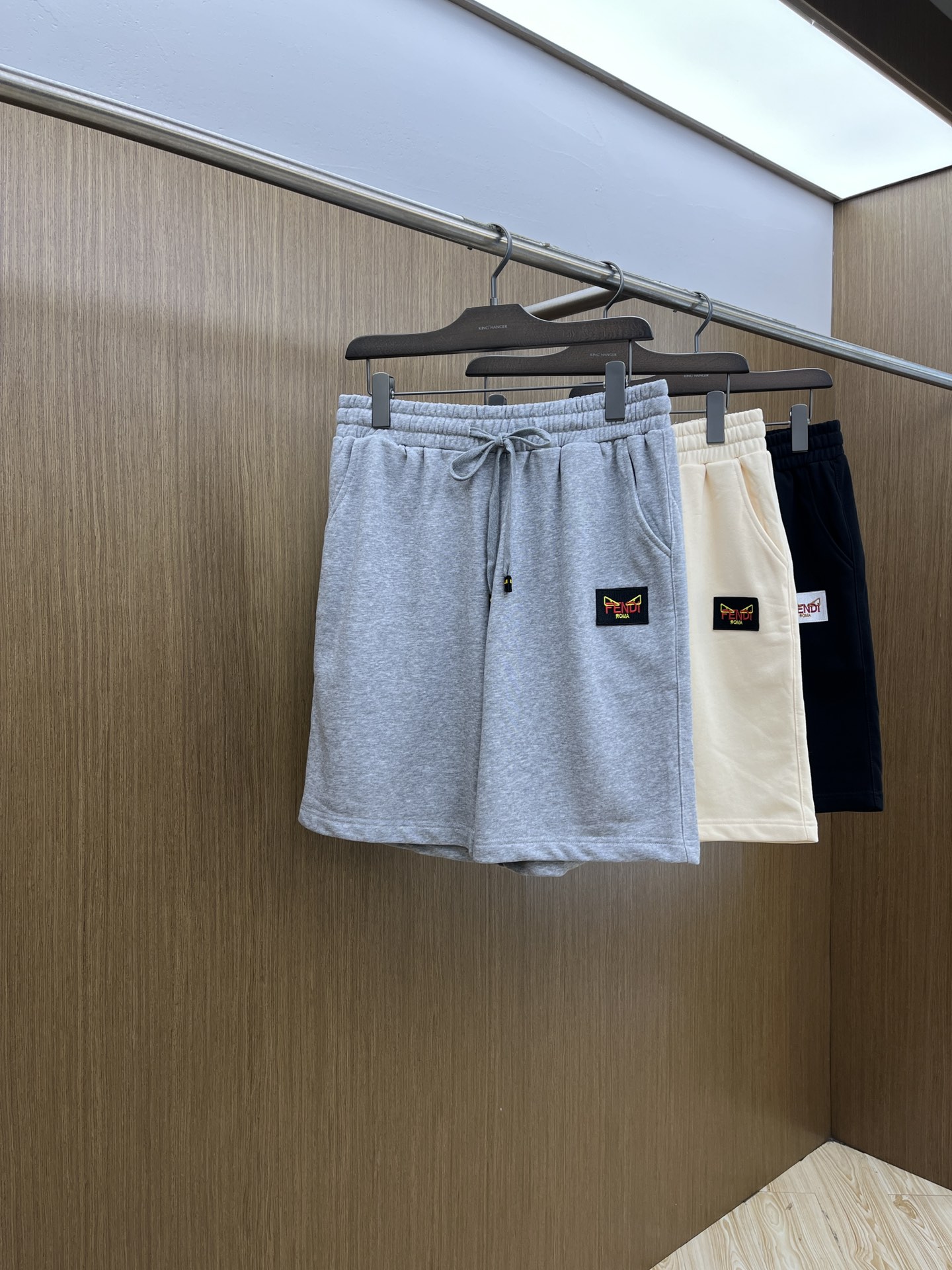 新品 FD 🔥🔥新款休闲短裤～定制卫衣毛圈棉面料，柔软舒适亲肤感极佳，吸汗透气！品牌标志性刺绣LOGO，