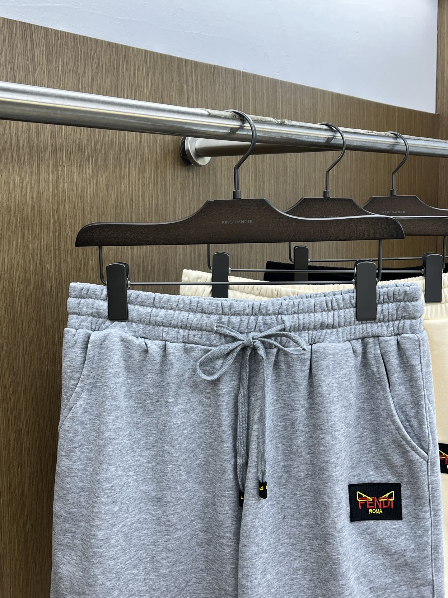 新品 FD 🔥🔥新款休闲短裤～定制卫衣毛圈棉面料，柔软舒适亲肤感极佳，吸汗透气！品牌标志性刺绣LOGO，