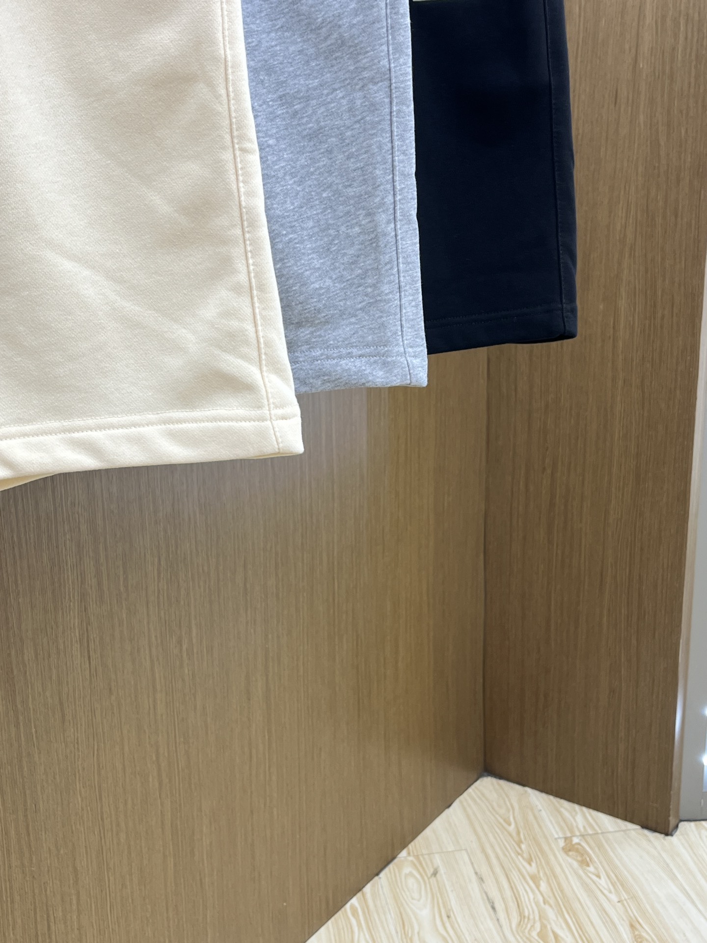 新品 FD 🔥🔥新款休闲短裤～定制卫衣毛圈棉面料，柔软舒适亲肤感极佳，吸汗透气！品牌标志性刺绣LOGO，