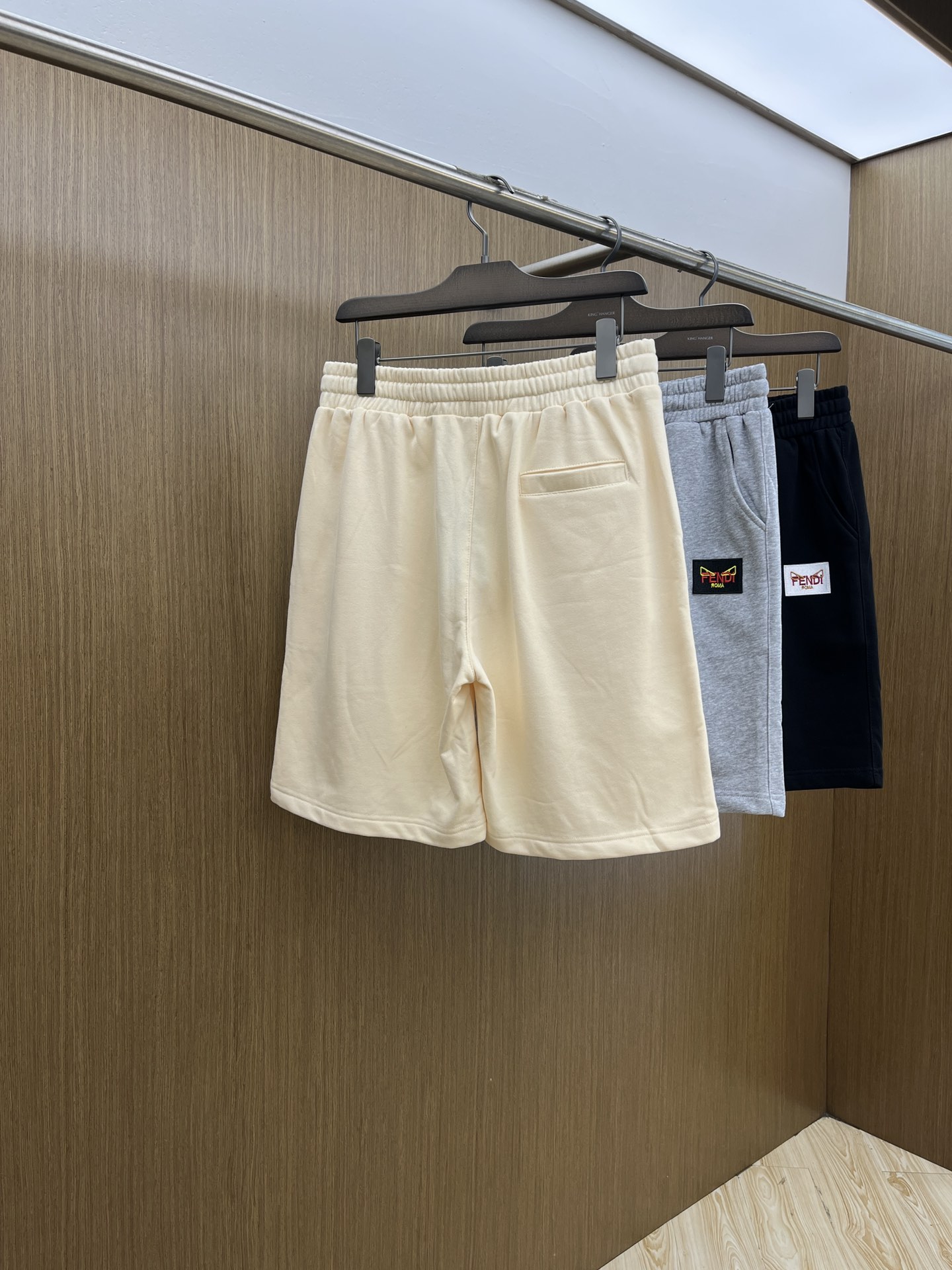 新品 FD 🔥🔥新款休闲短裤～定制卫衣毛圈棉面料，柔软舒适亲肤感极佳，吸汗透气！品牌标志性刺绣LOGO，