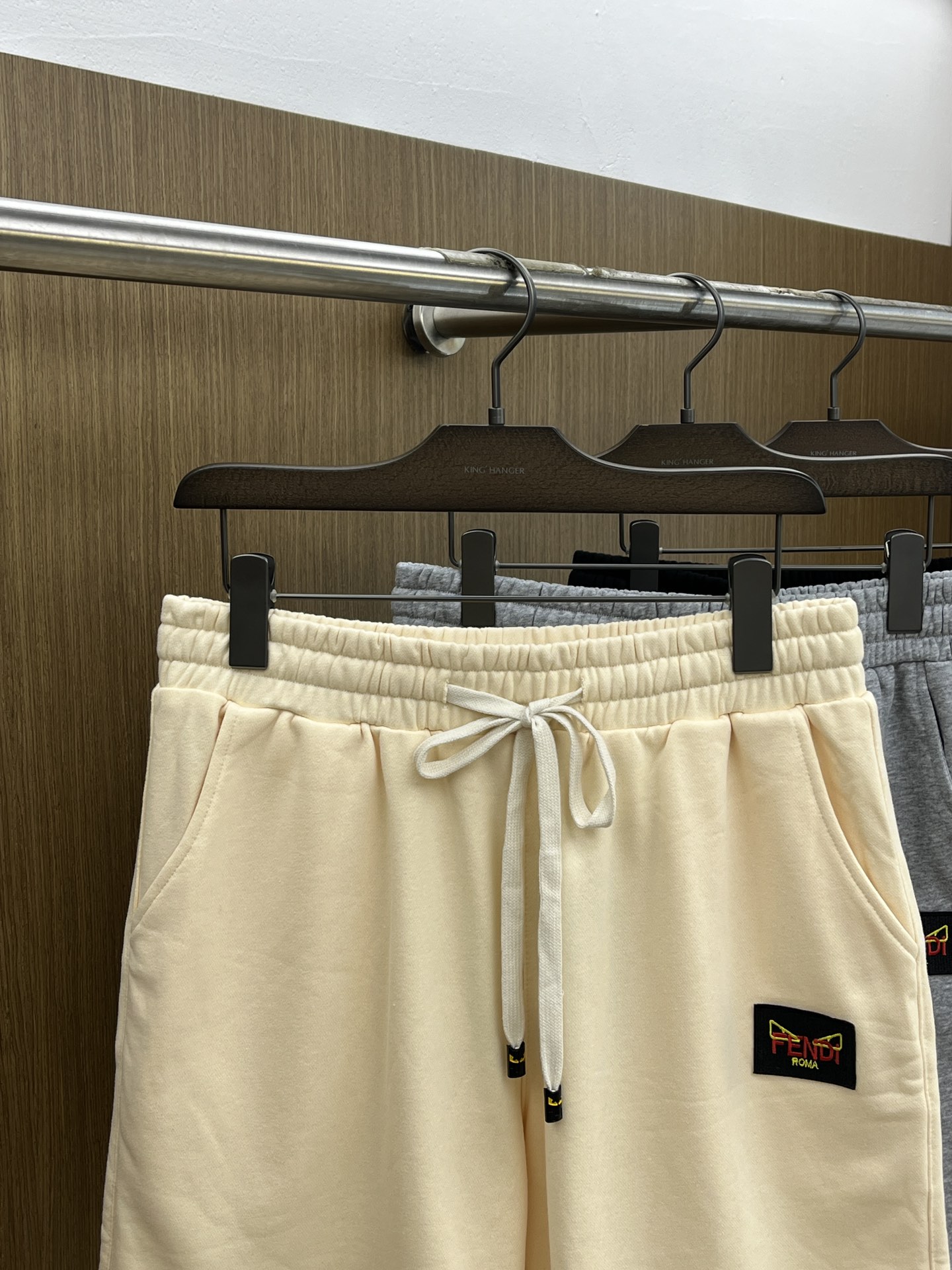 新品 FD 🔥🔥新款休闲短裤～定制卫衣毛圈棉面料，柔软舒适亲肤感极佳，吸汗透气！品牌标志性刺绣LOGO，