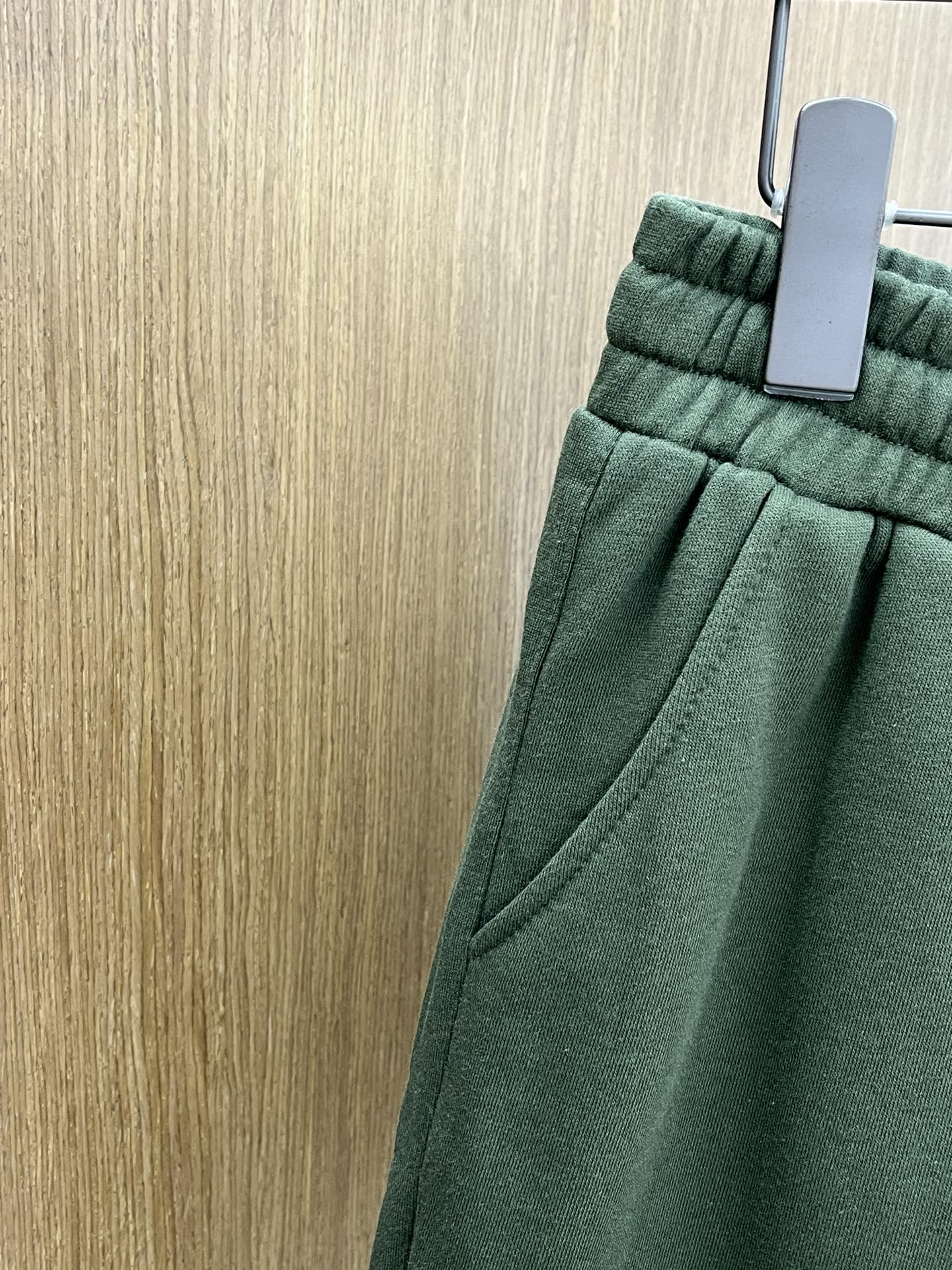 新品 Mon 🔥🔥新款休闲短裤～定制卫衣毛圈棉面料，柔软舒适亲肤感极佳，吸汗透气！品牌标志性刺绣LOGO