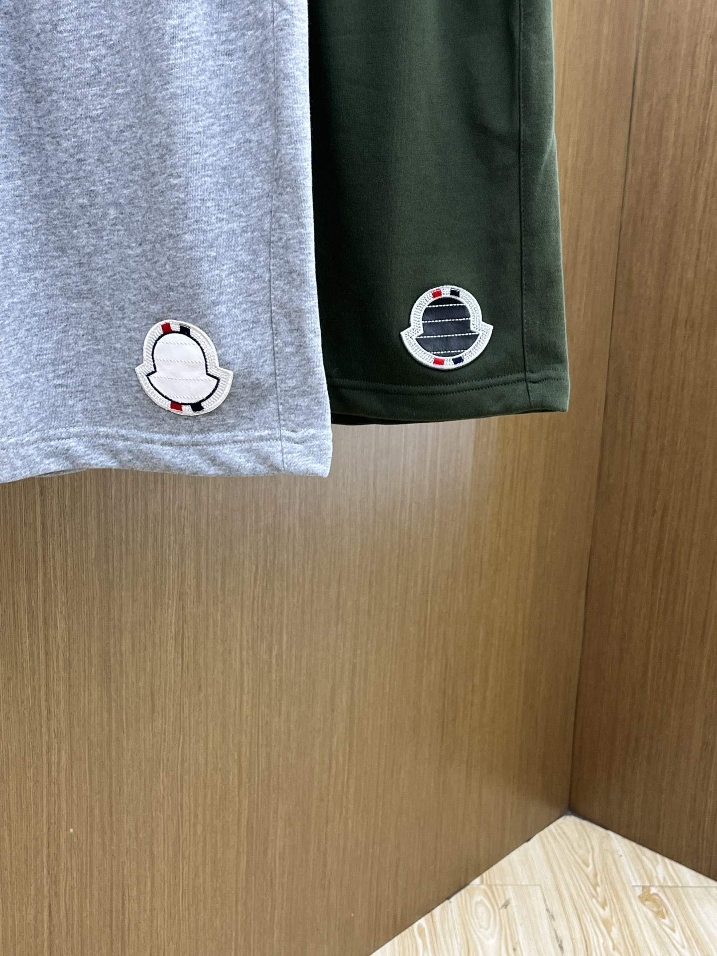 新品 Mon 🔥🔥新款休闲短裤～定制卫衣毛圈棉面料，柔软舒适亲肤感极佳，吸汗透气！品牌标志性刺绣LOGO