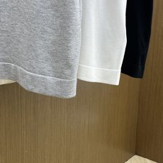 新品 Mon 🔥🔥春夏新品针织翻领Polo衫,进口纱线针织面料,手感柔软。胸前图案采用立体刺绣工艺,正面 新品 Mon 🔥🔥春夏新品针织翻领Polo衫,进口纱线针织面料,手感柔软。胸前图案采用立体刺绣工艺,正面