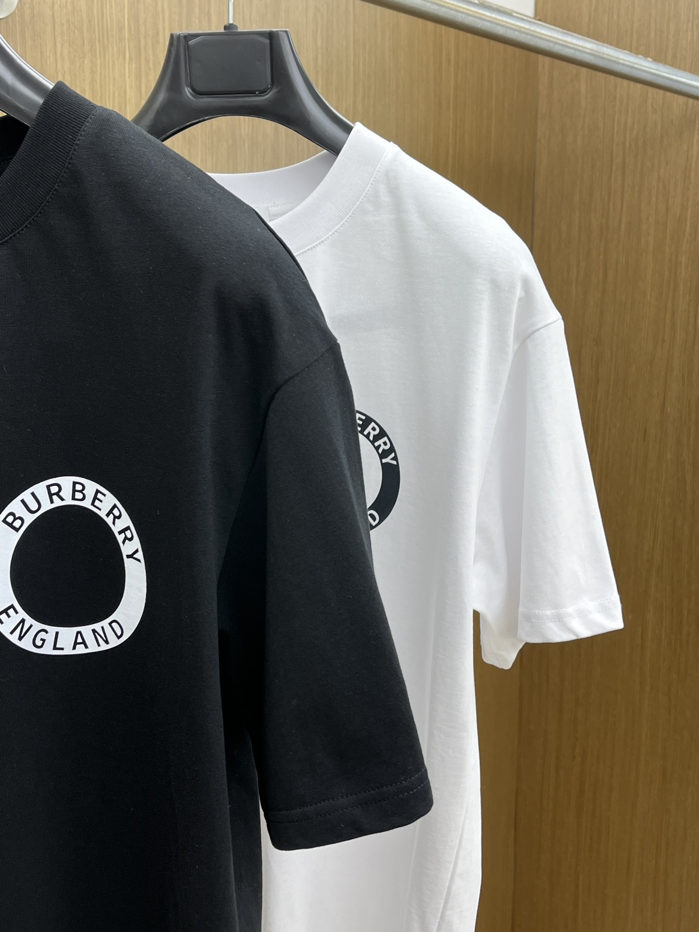 新品 BBR 🔥🔥春夏新款男女同款👫短袖圆领T恤，极具个性高级风，标志logo印花工艺设计！定制纯棉面料