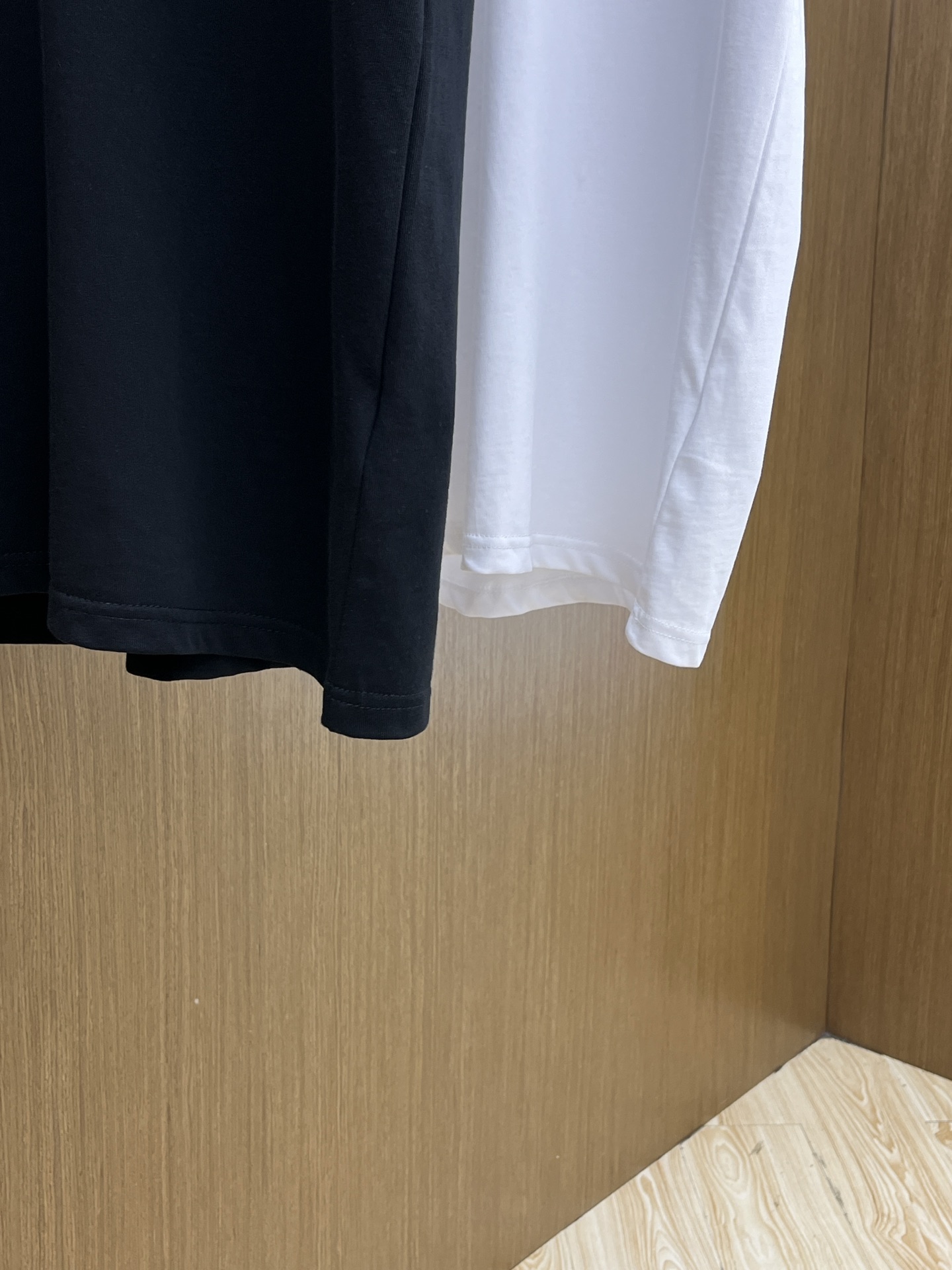 新品 BBR 🔥🔥春夏新款男女同款👫短袖圆领T恤，极具个性高级风，标志logo印花工艺设计！定制纯棉面料