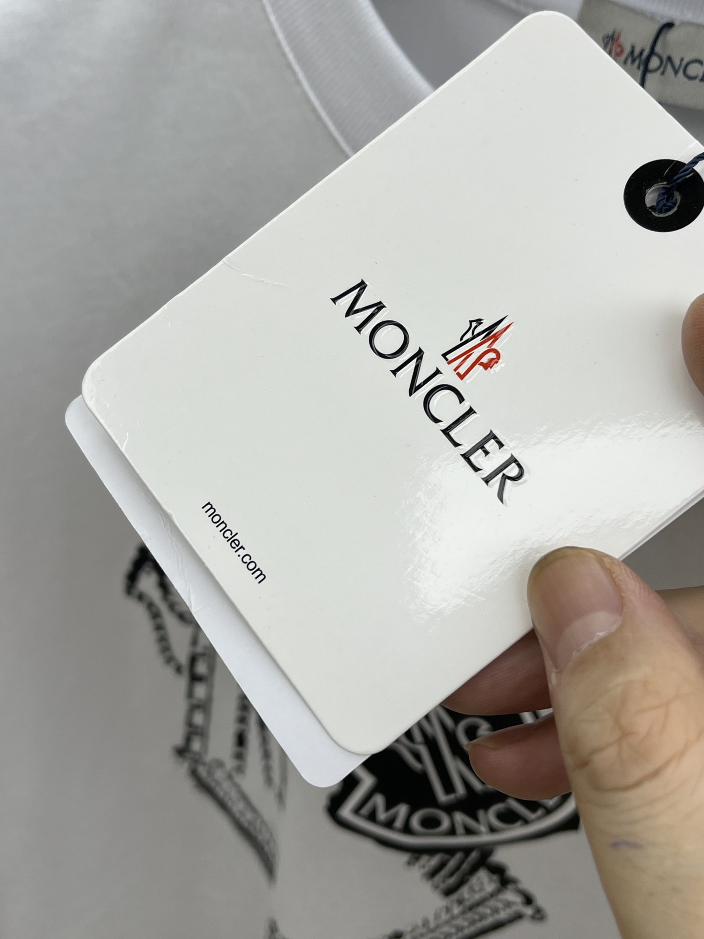 新品 Mon 🔥春夏新款男女同款👫短袖圆领T恤，极具个性高级风，标志logo印花工艺设计！定制纯棉面料！