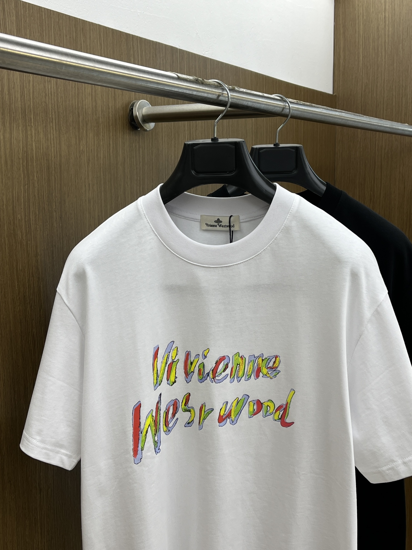 新品 VW 🔥春夏新款男女同款👫短袖圆领T恤，极具个性高级风，标志logo印花工艺设计！定制纯棉面料！一