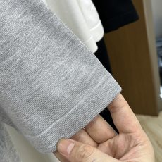 新品 Mon 🔥🔥春夏新品针织翻领Polo衫,进口纱线针织面料,手感柔软。胸前图案采用立体刺绣工艺,正面 新品 Mon 🔥🔥春夏新品针织翻领Polo衫,进口纱线针织面料,手感柔软。胸前图案采用立体刺绣工艺,正面