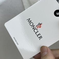 新品 Mon 🔥🔥春夏新品针织翻领Polo衫,进口纱线针织面料,手感柔软。胸前图案采用立体刺绣工艺,正面 新品 Mon 🔥🔥春夏新品针织翻领Polo衫,进口纱线针织面料,手感柔软。胸前图案采用立体刺绣工艺,正面